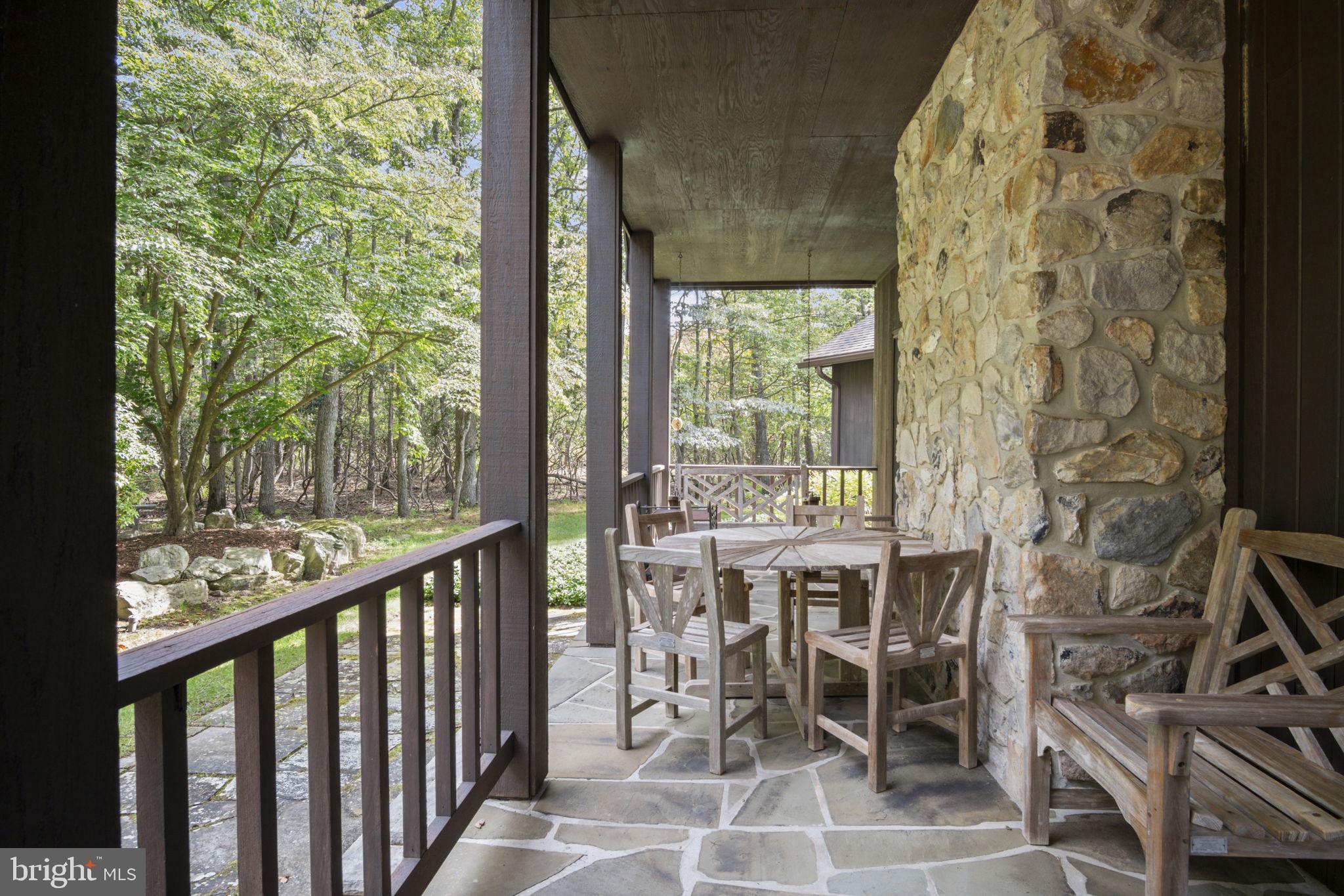 LAURELCREST - Residential