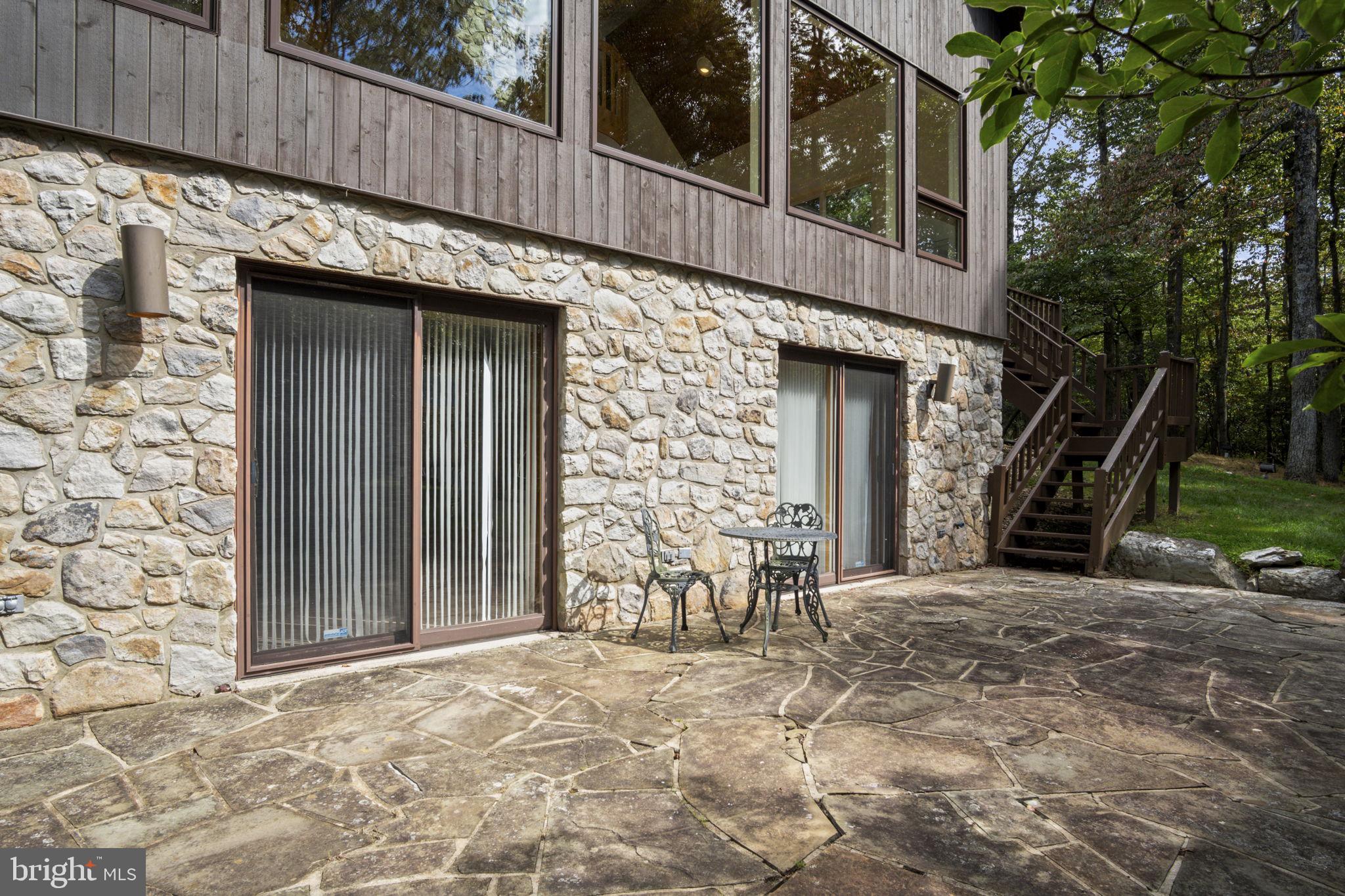 LAURELCREST - Residential