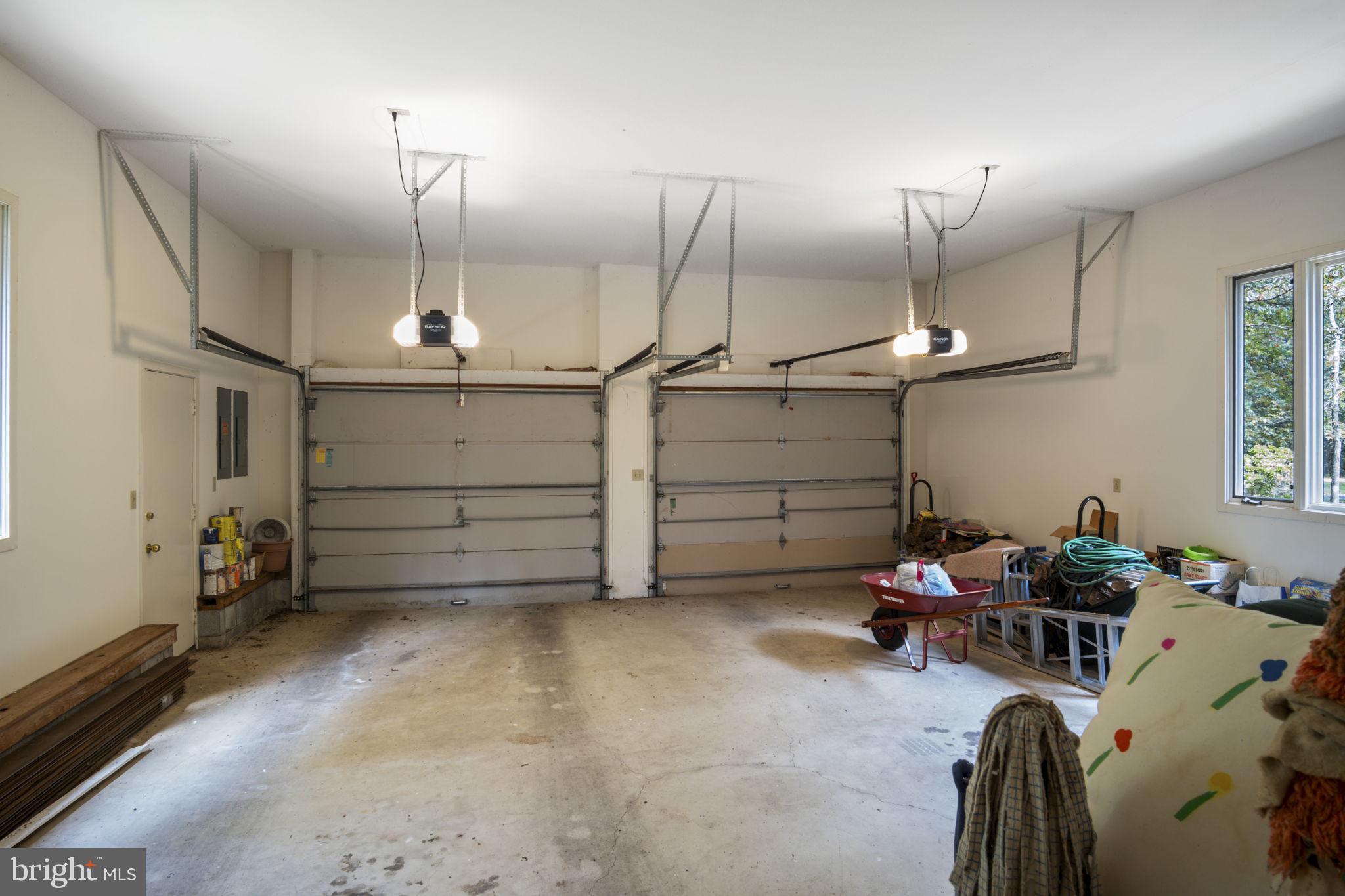 LAURELCREST - Residential