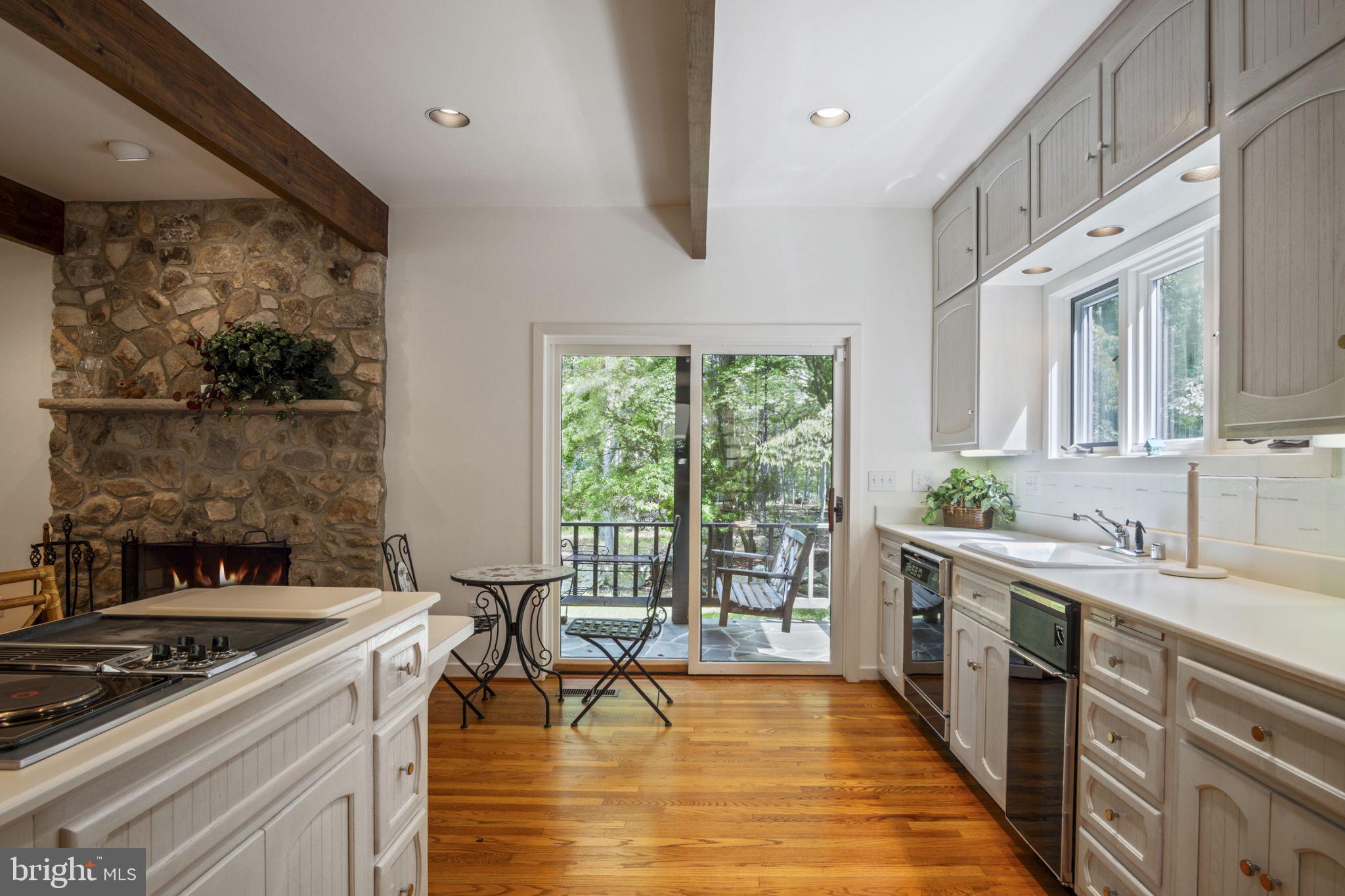 LAURELCREST - Residential