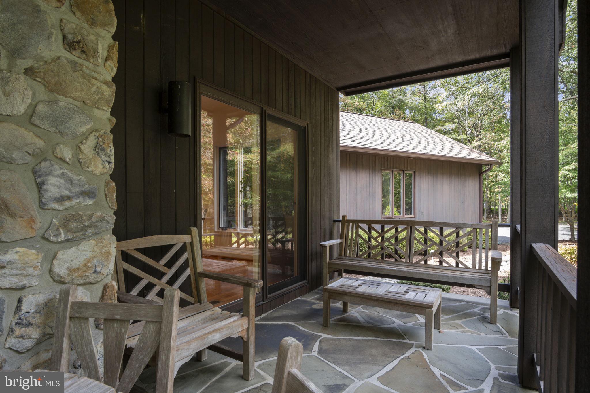 LAURELCREST - Residential