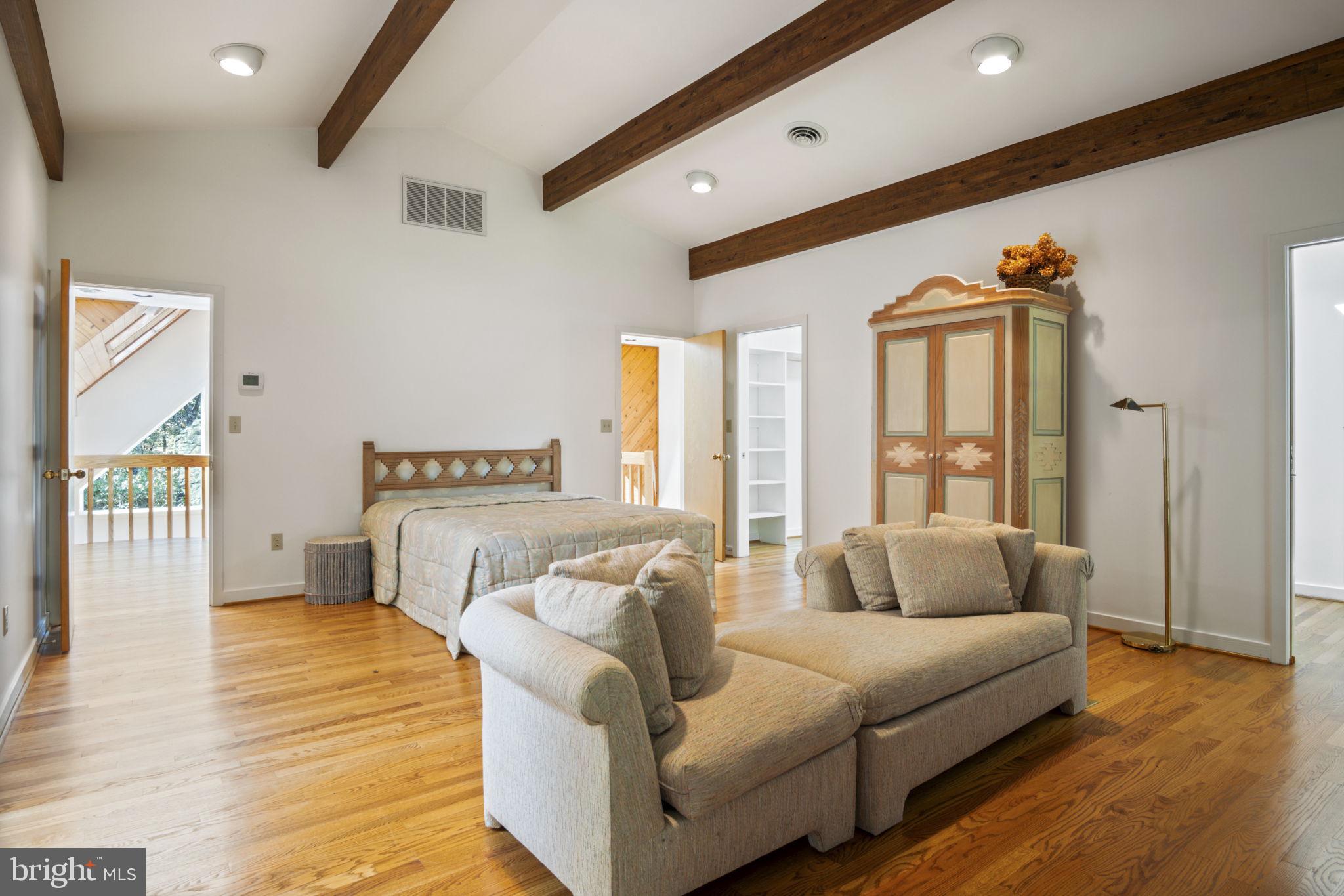 LAURELCREST - Residential