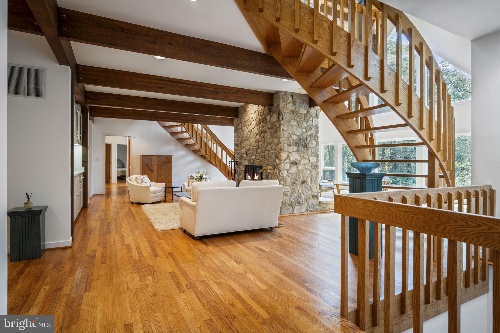 LAURELCREST - Residential