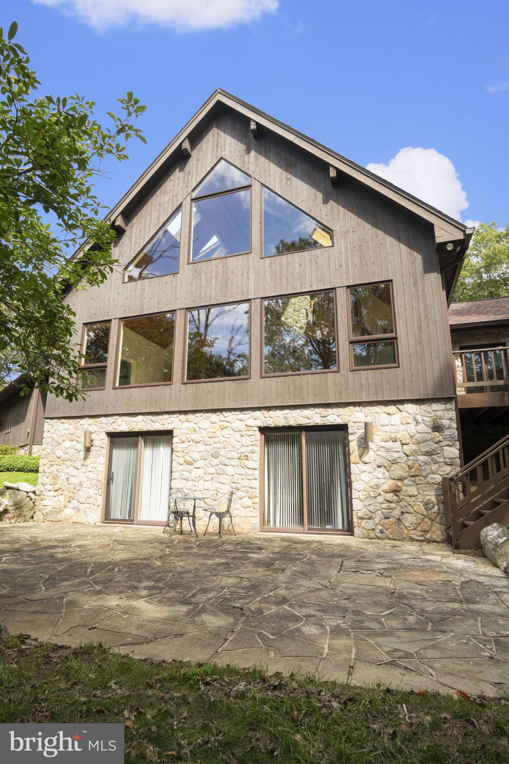 LAURELCREST - Residential