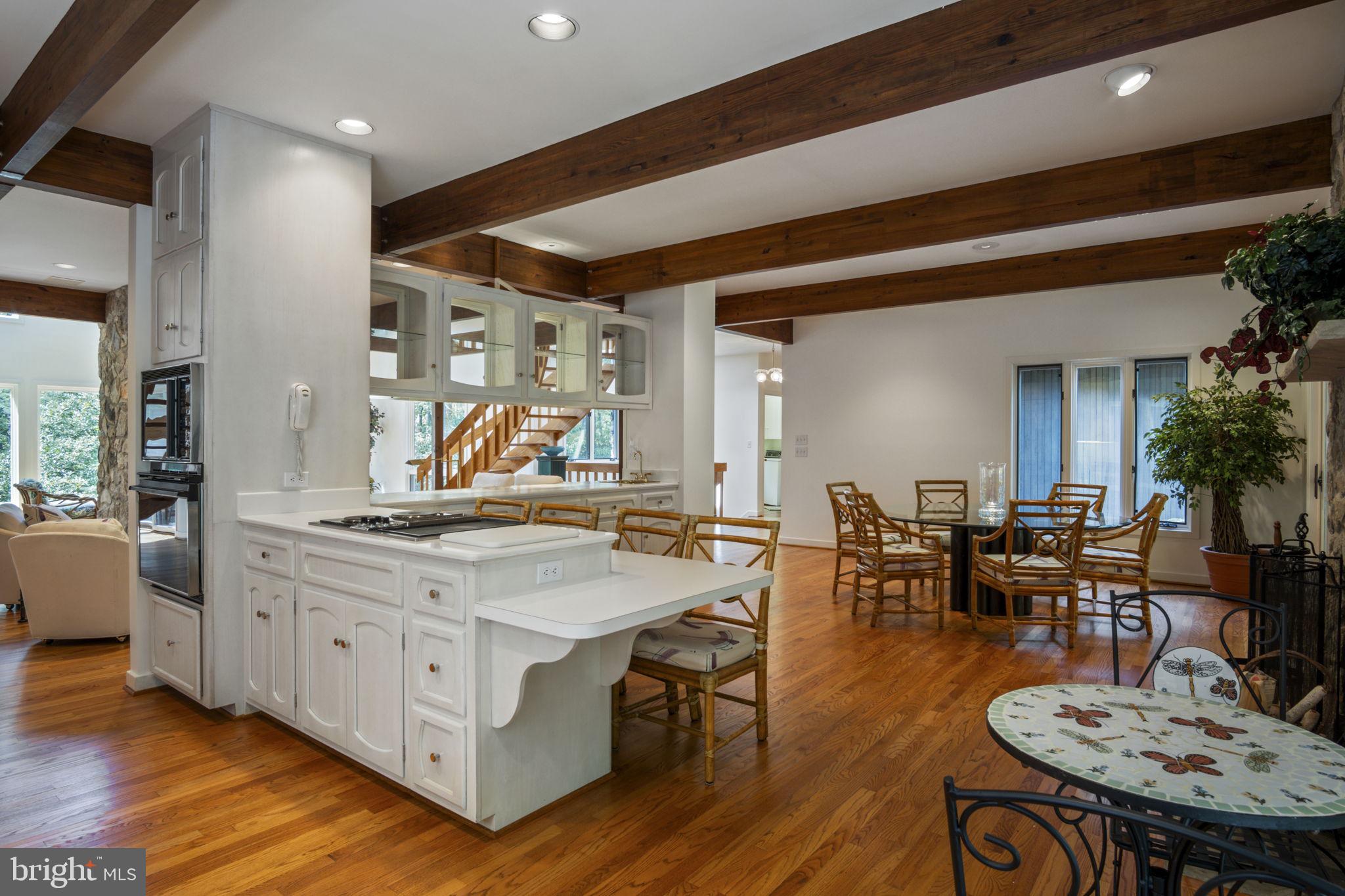 LAURELCREST - Residential