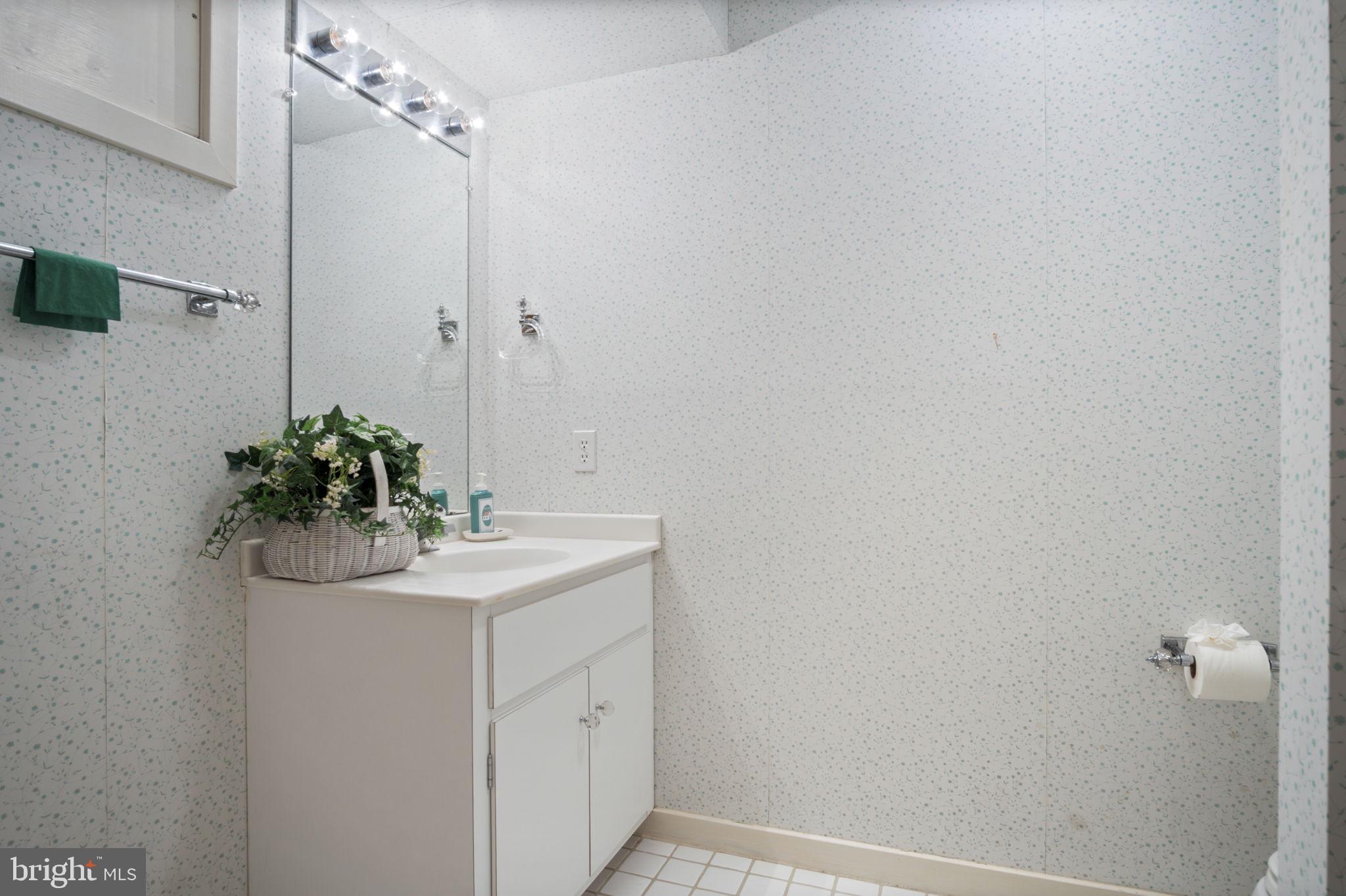 LAURELCREST - Residential