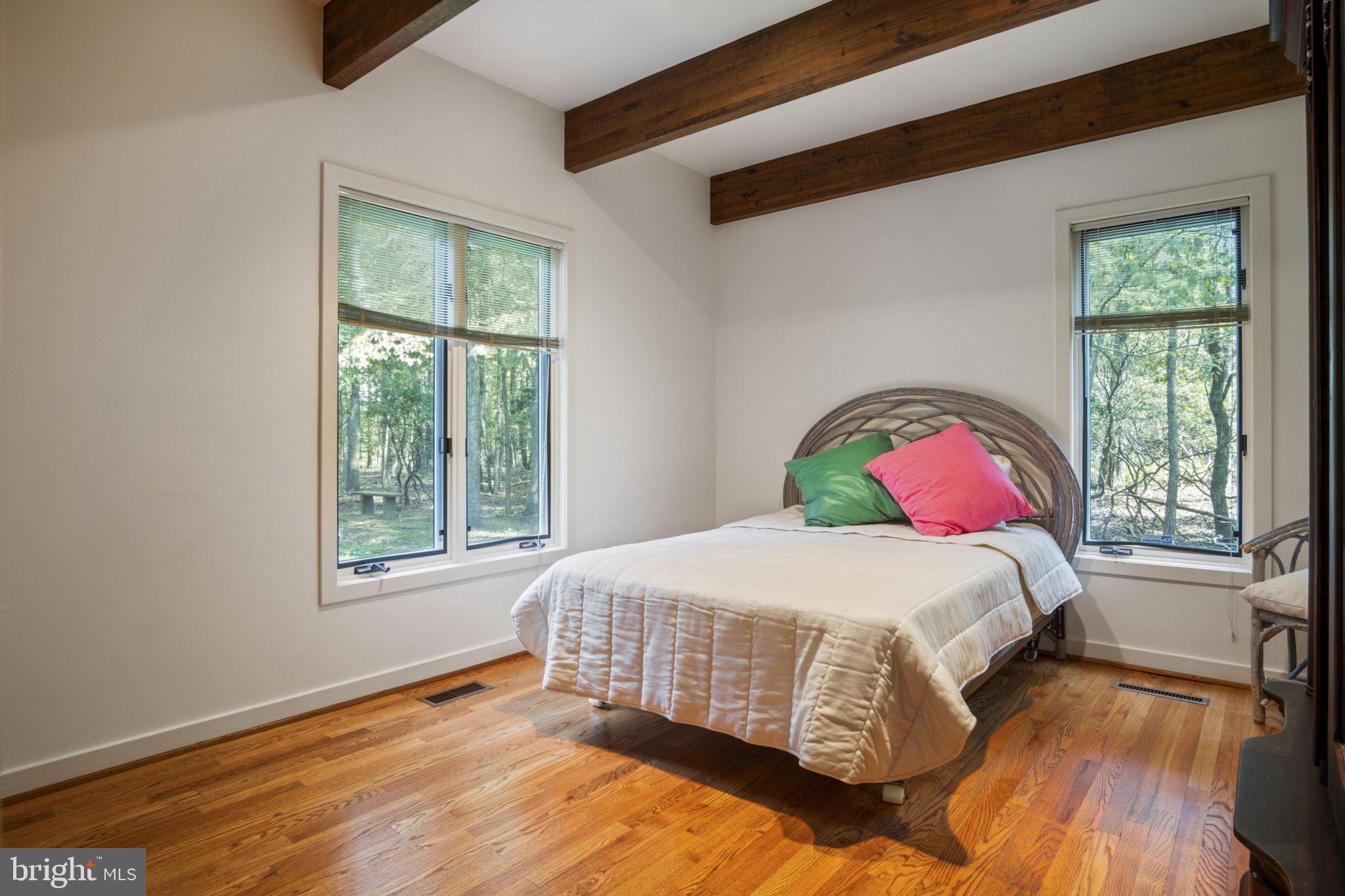 LAURELCREST - Residential