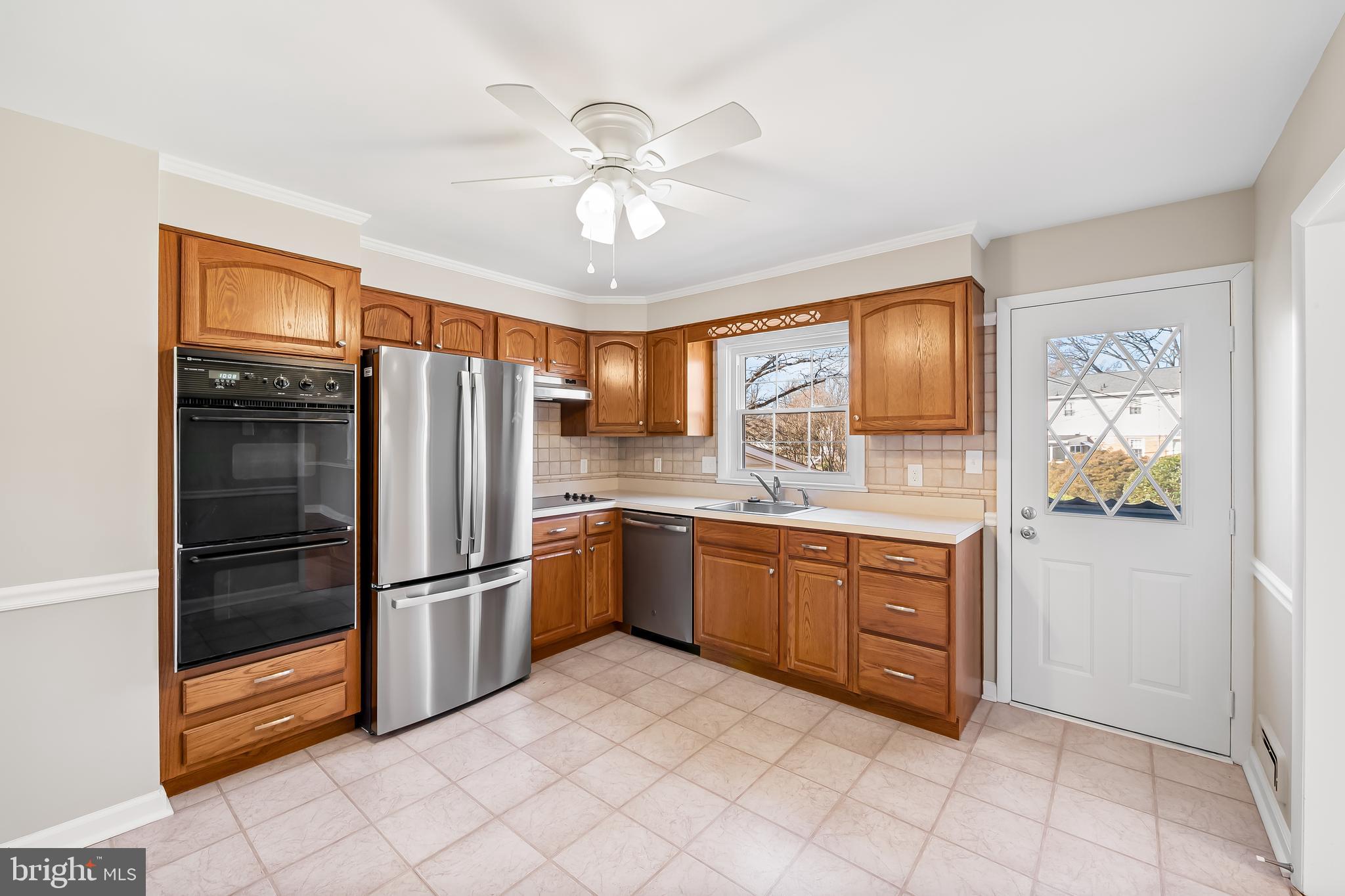 MINE BANK - Residential Lease