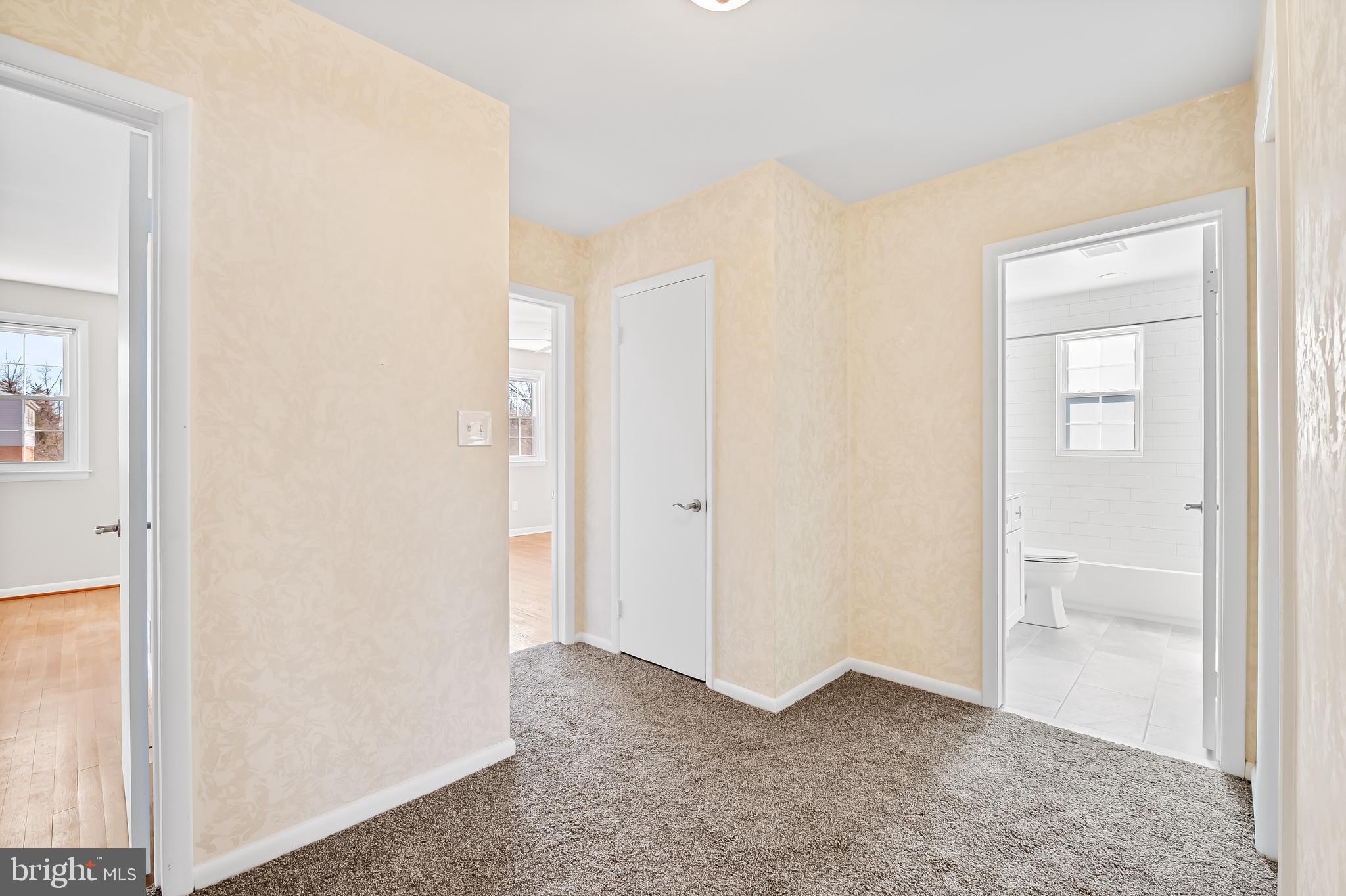 MINE BANK - Residential Lease