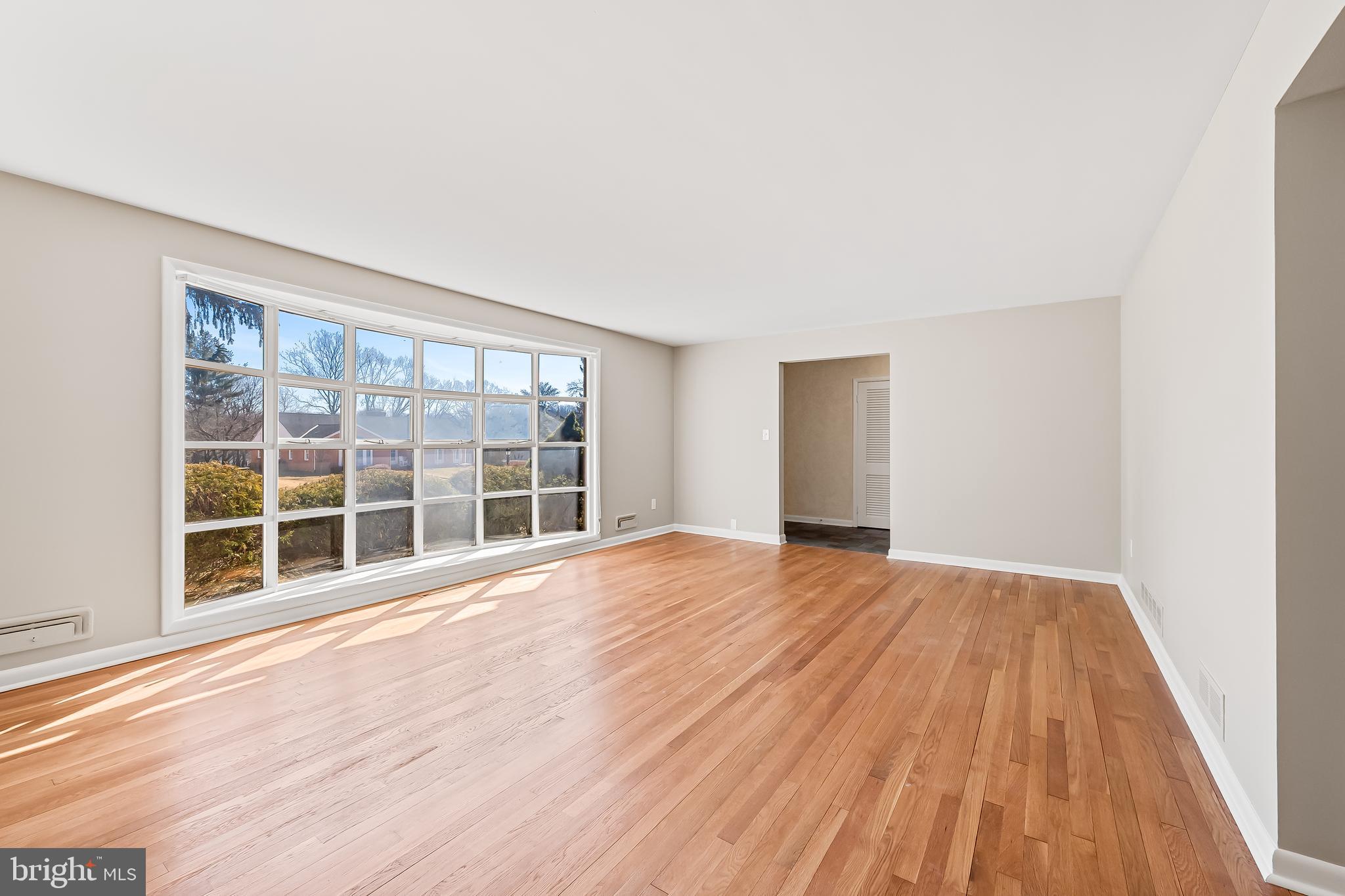 MINE BANK - Residential Lease