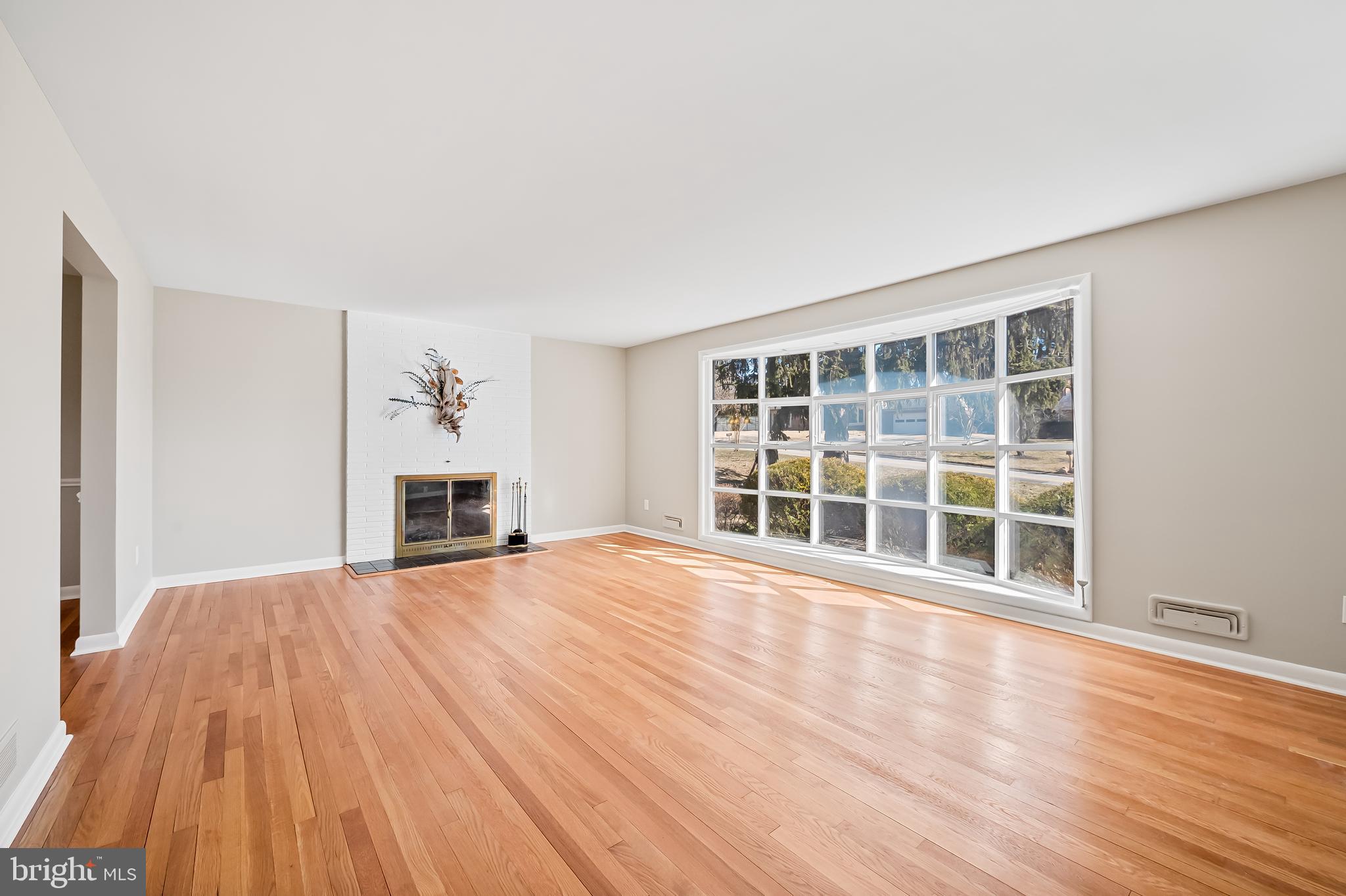 MINE BANK - Residential Lease