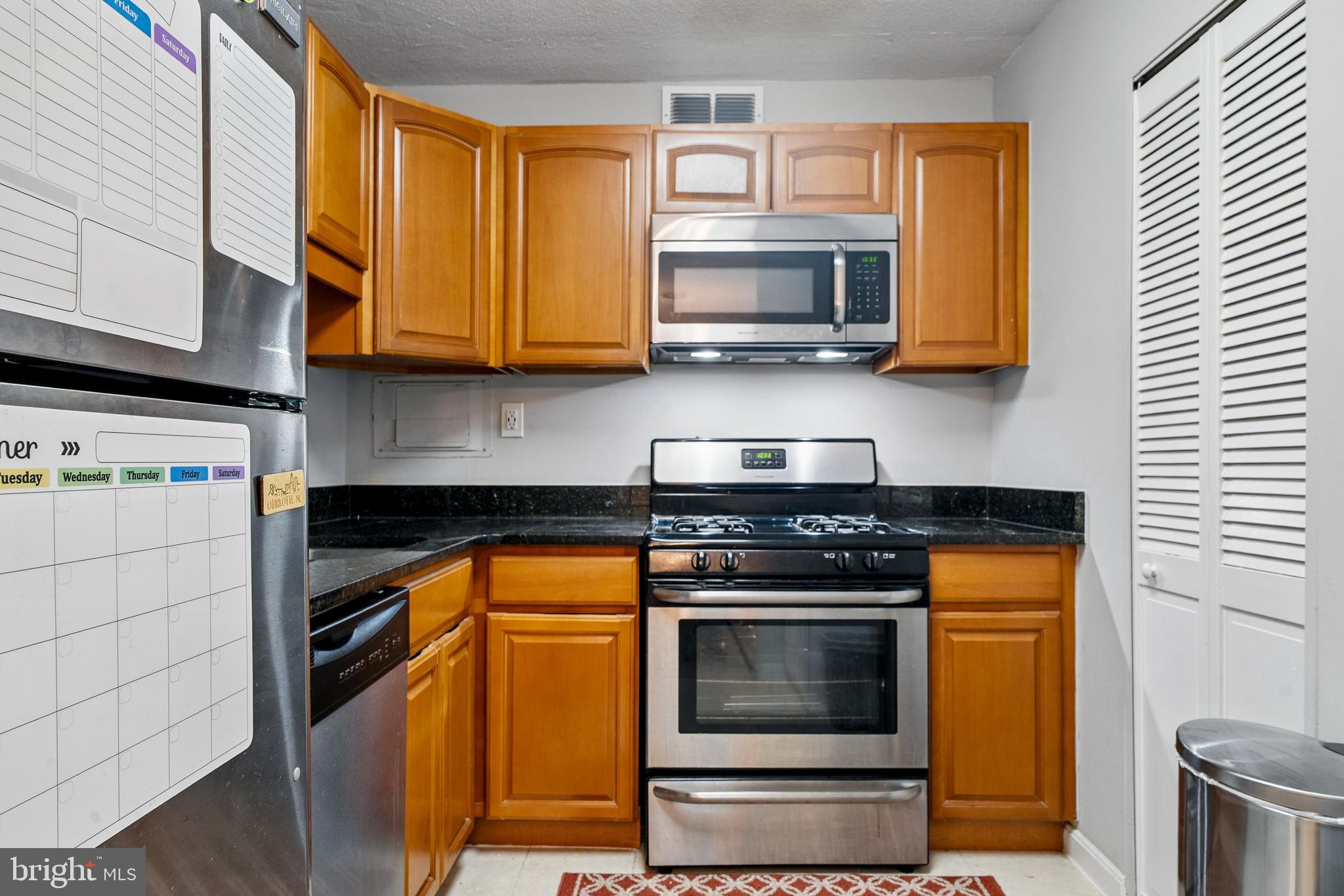 THE CARLTON - Residential