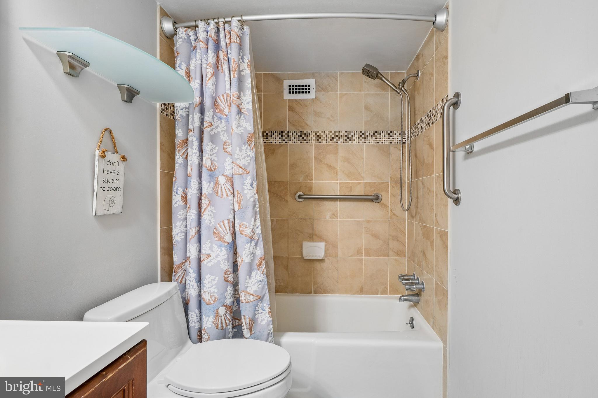 THE CARLTON - Residential