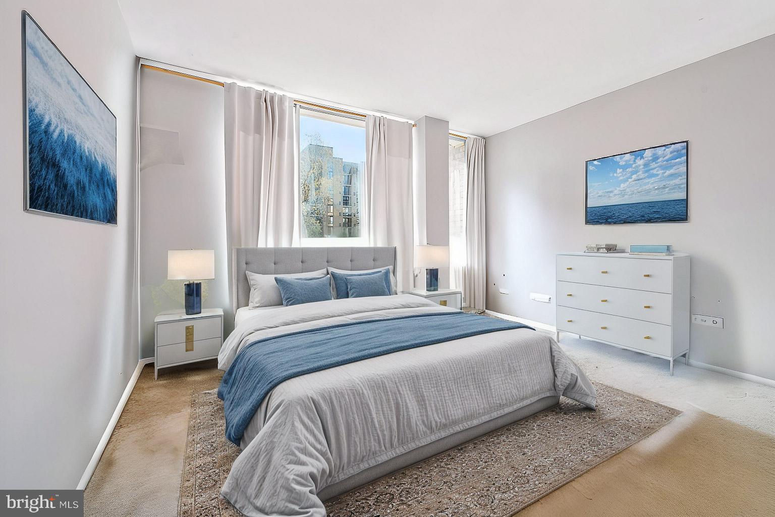 THE CARLTON - Residential