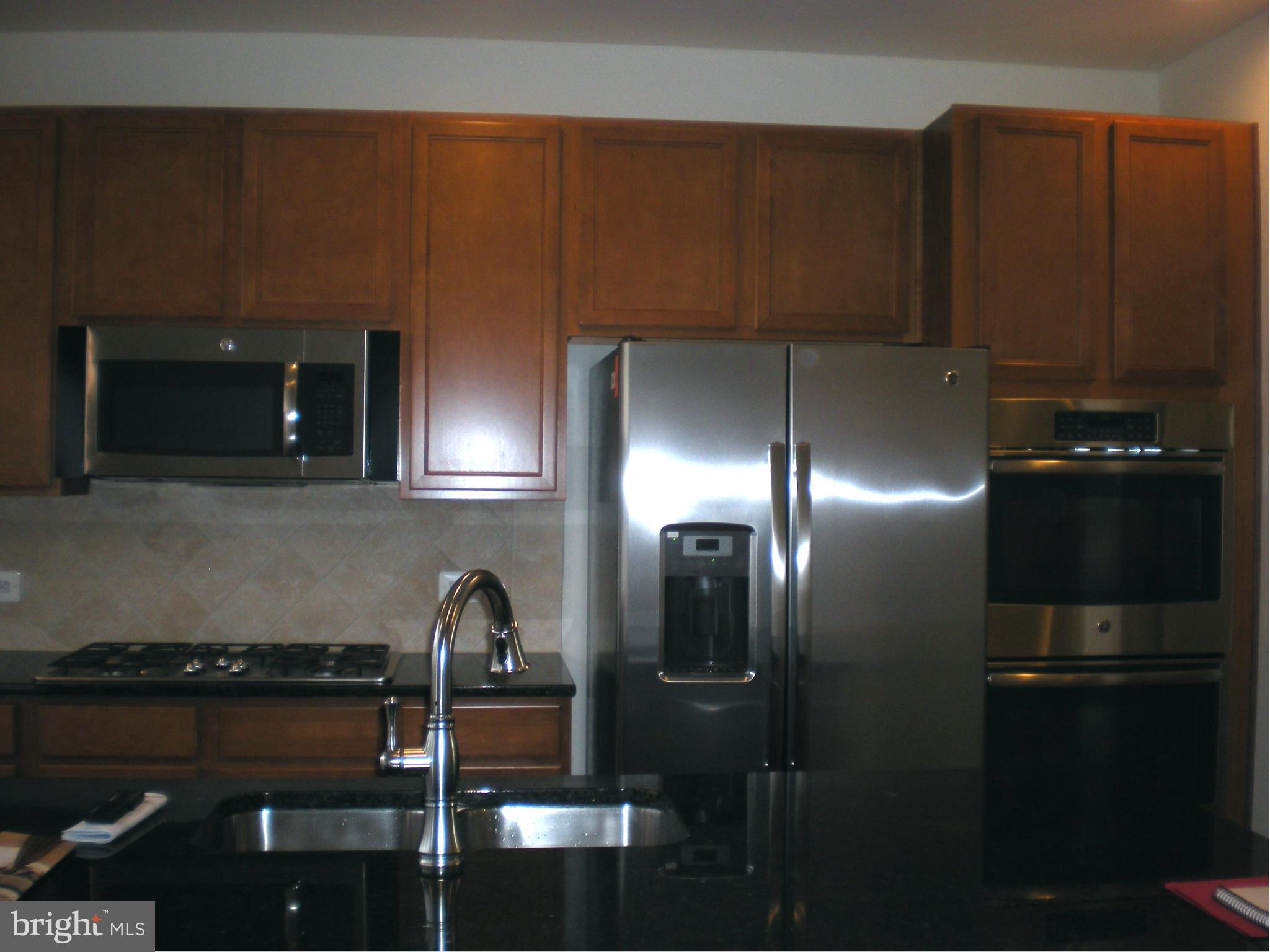 HASTINGS MARKETPLACE - Residential Lease