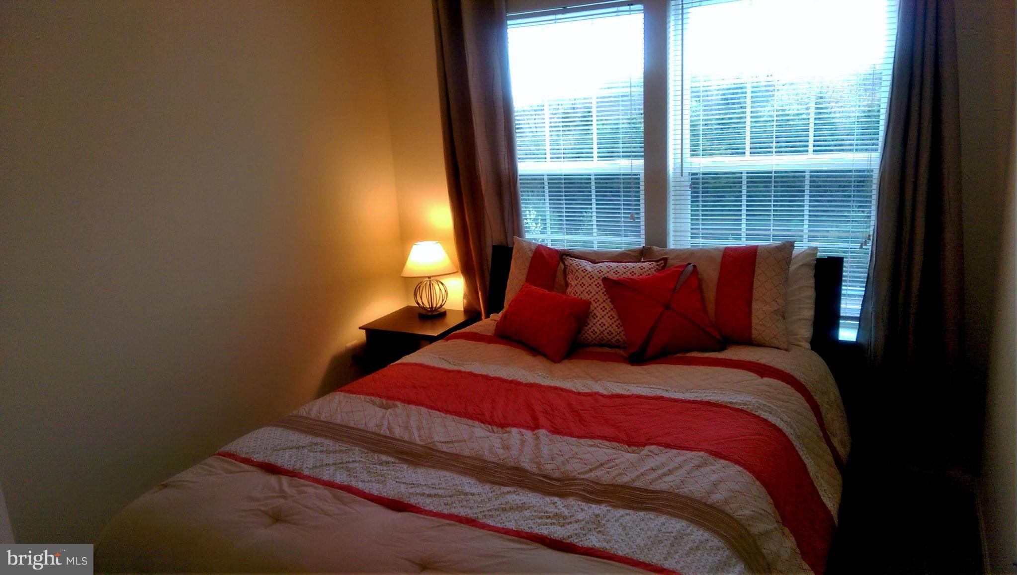 HASTINGS MARKETPLACE - Residential Lease