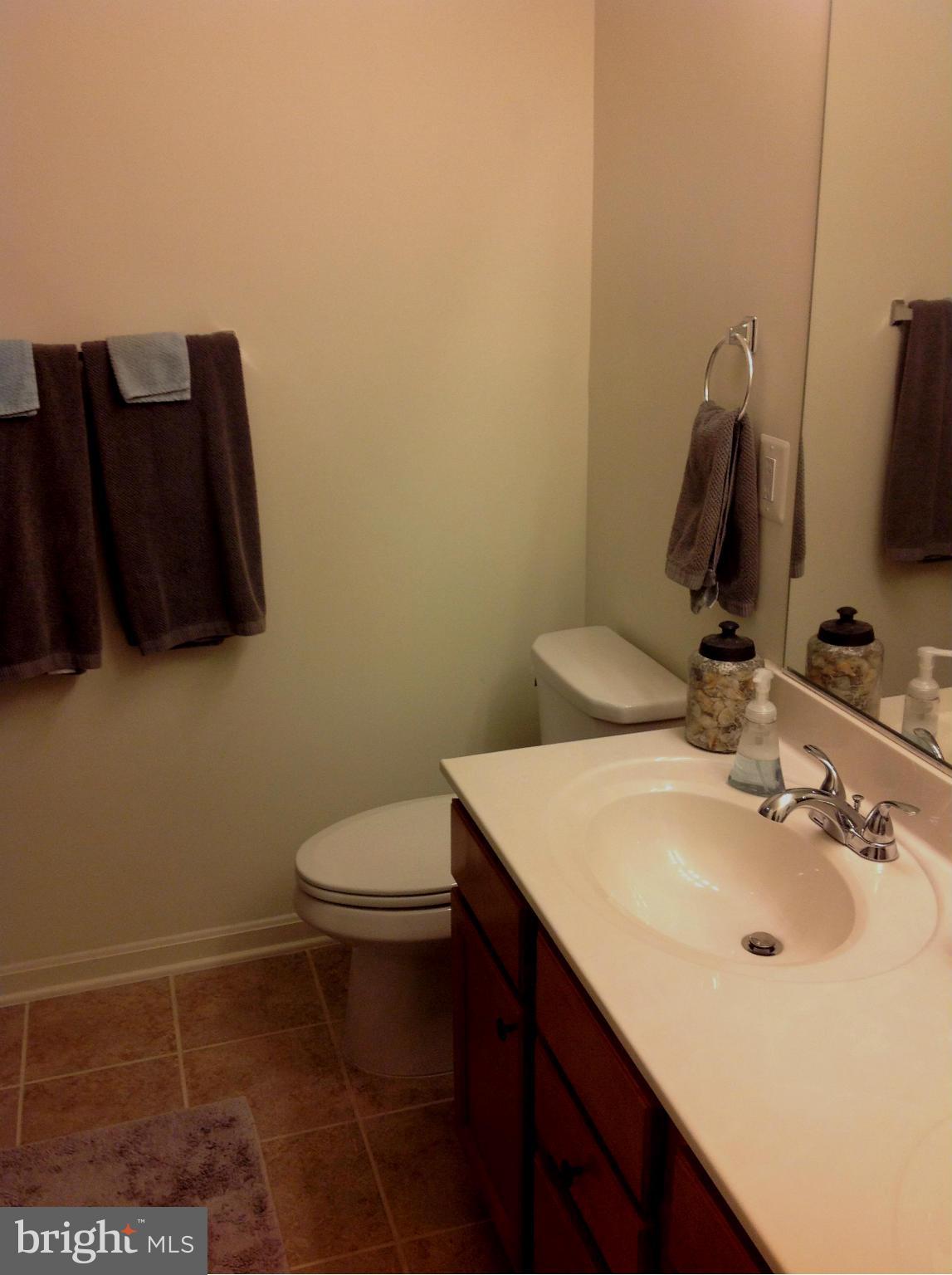 HASTINGS MARKETPLACE - Residential Lease