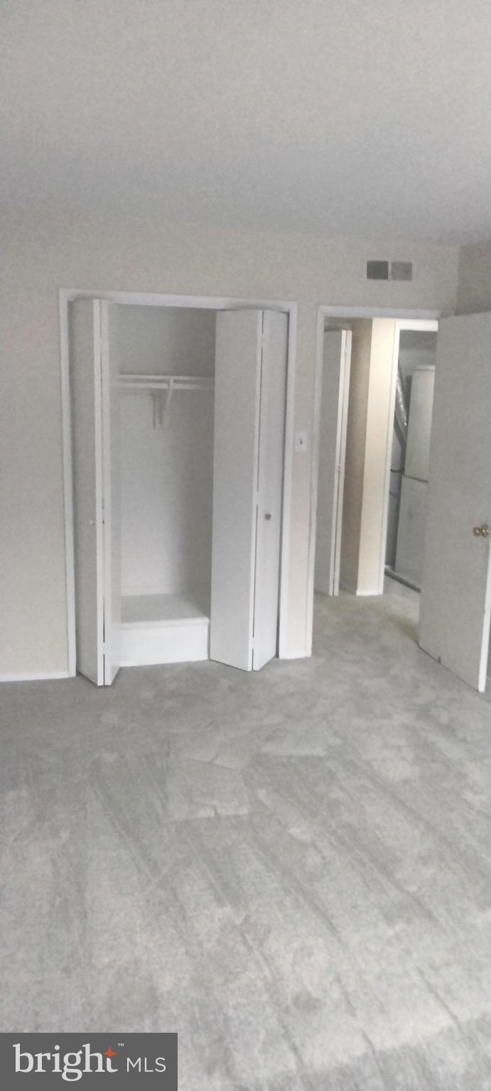 HOLLY HILL CONDOMINIUMS - Residential Lease