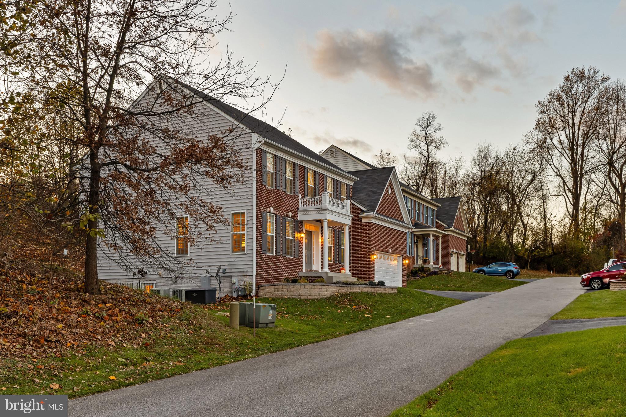 CASCADE OVERLOOK - Residential