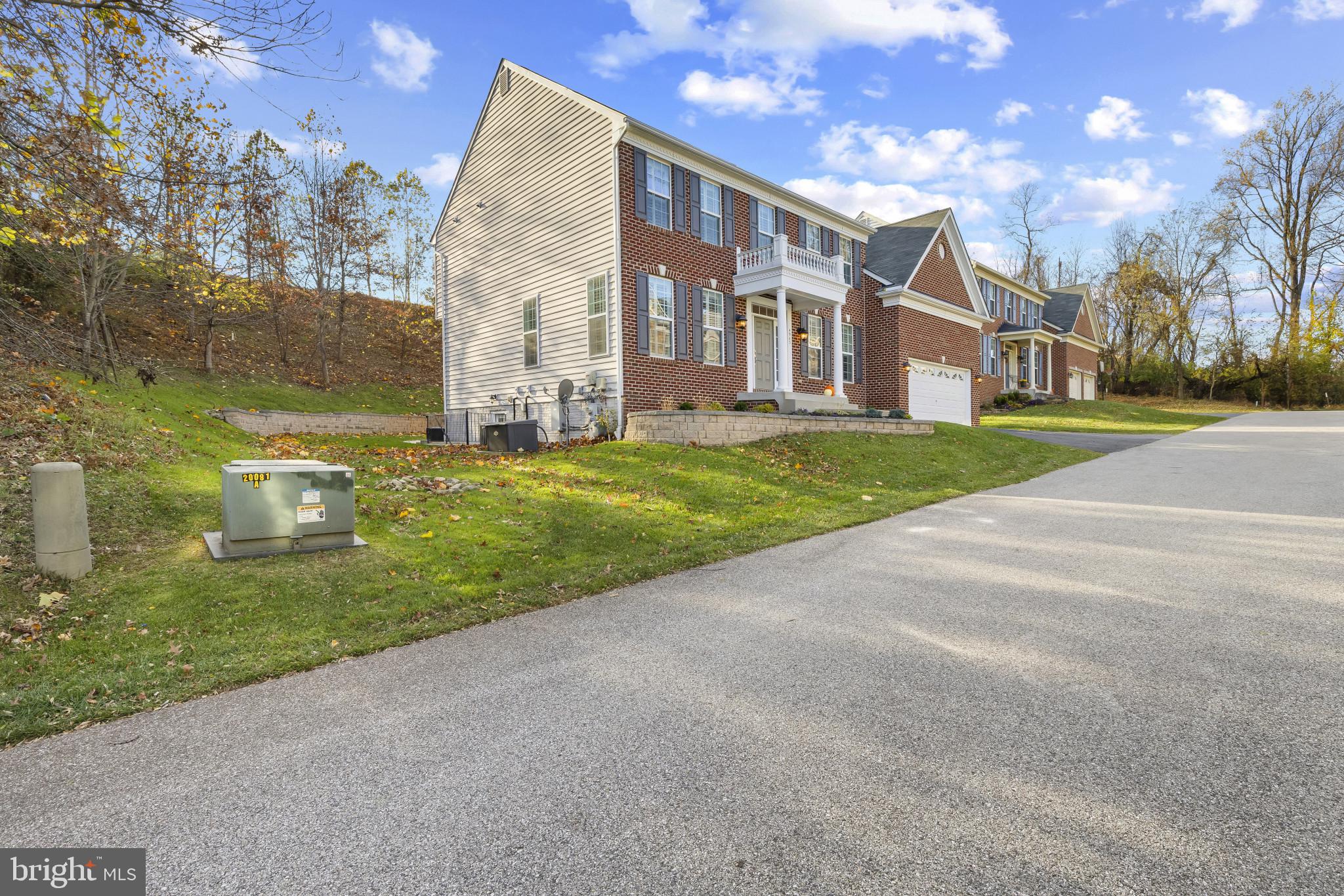 CASCADE OVERLOOK - Residential