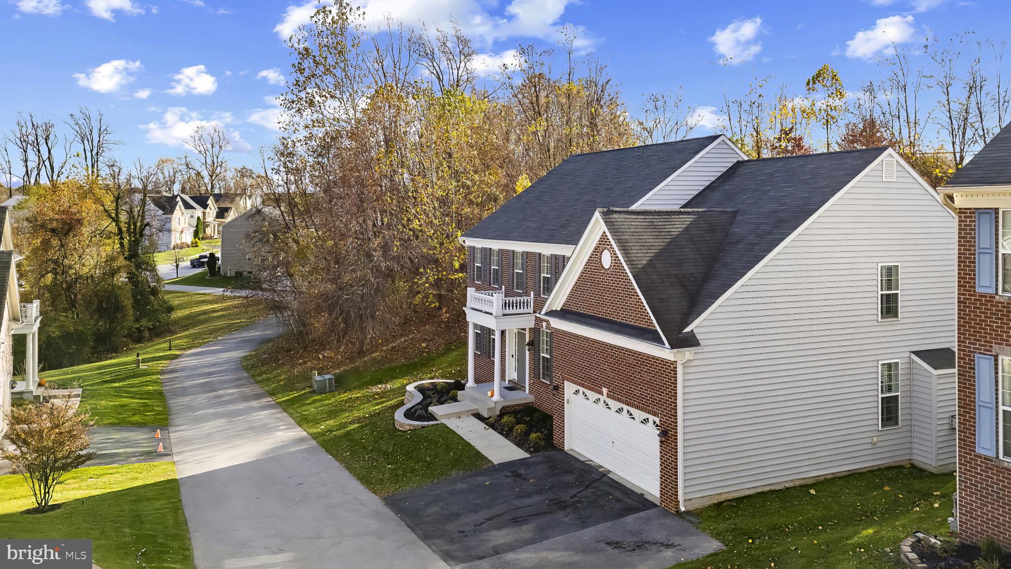 CASCADE OVERLOOK - Residential