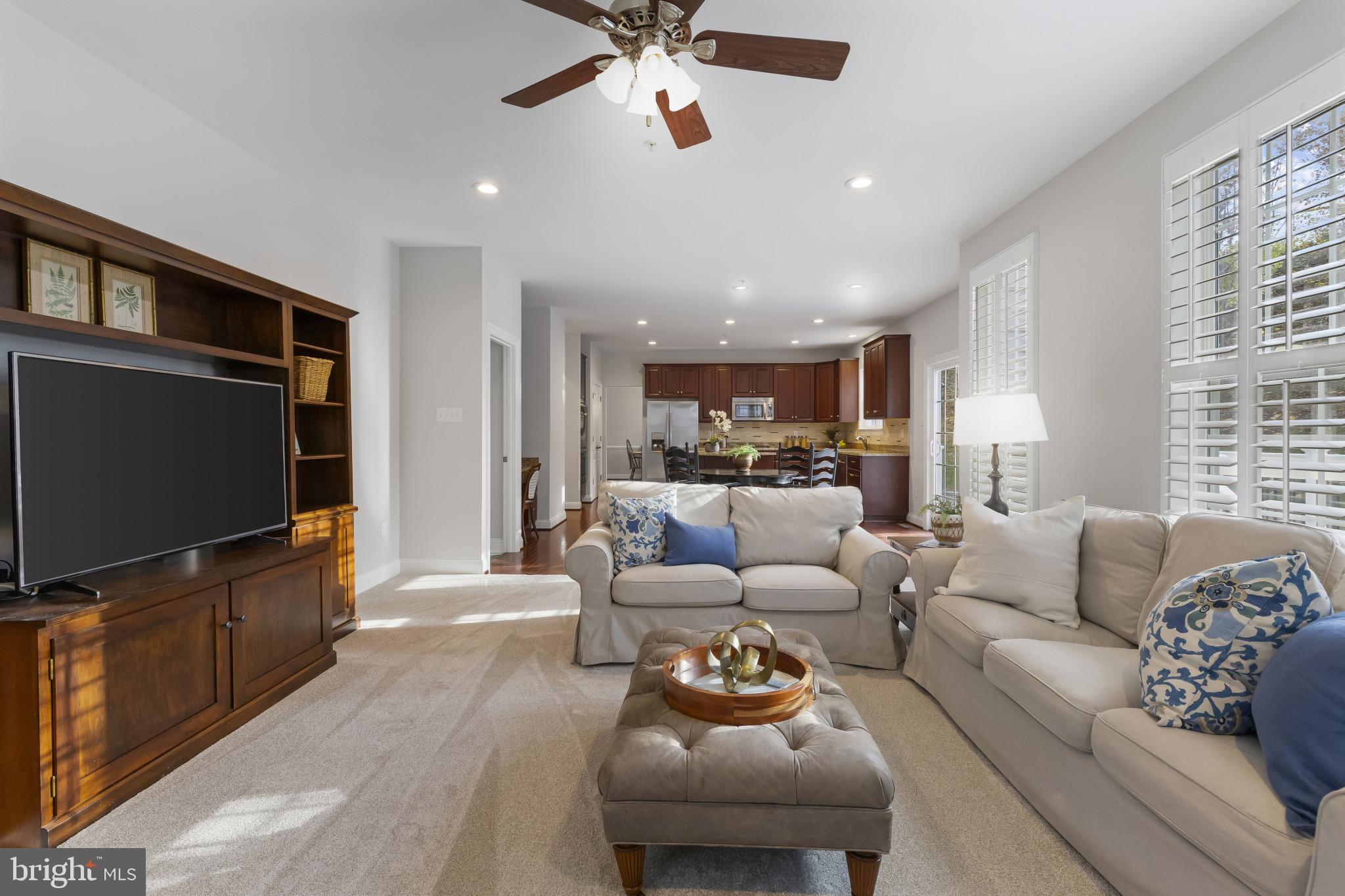 CASCADE OVERLOOK - Residential