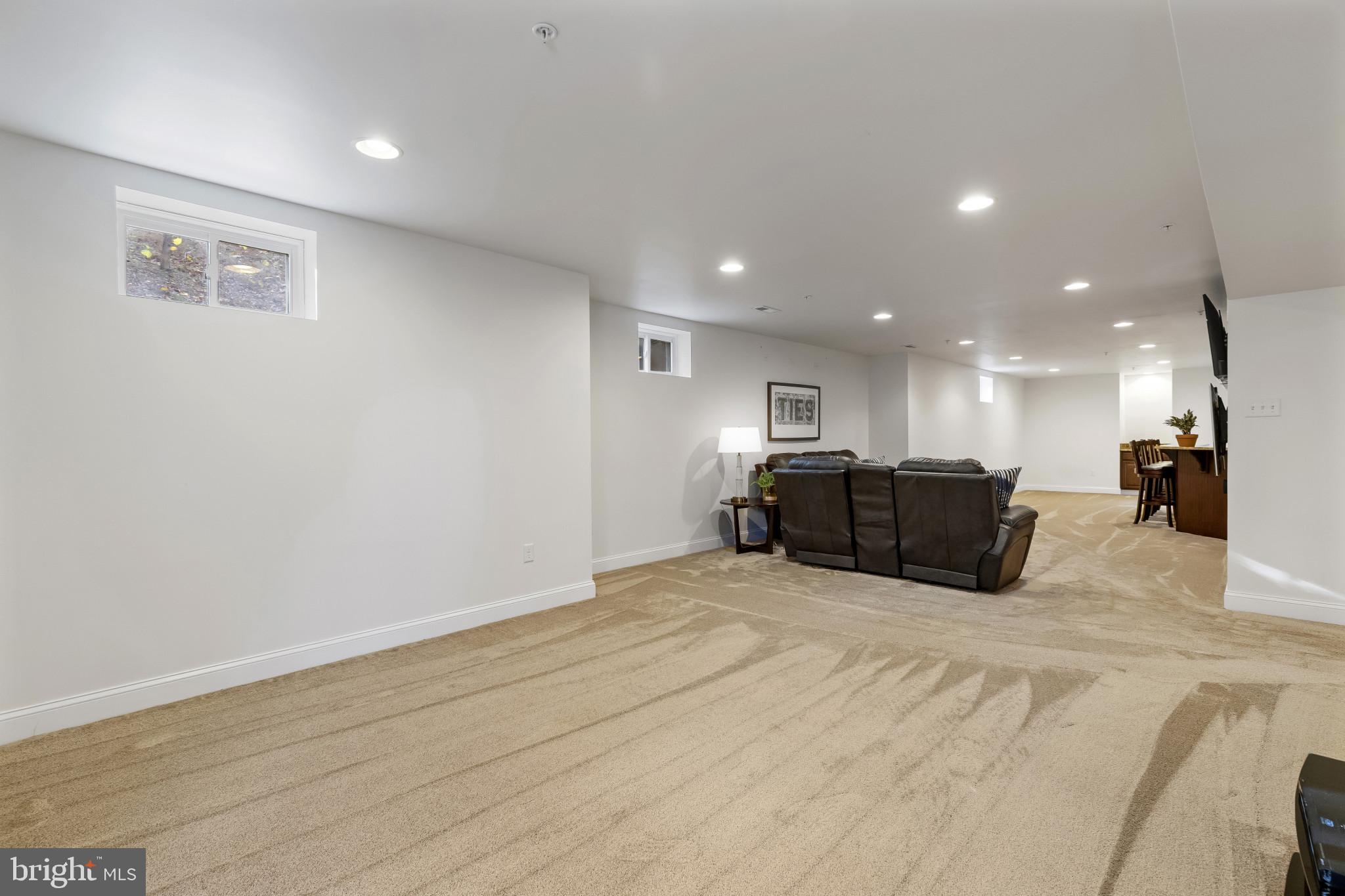 CASCADE OVERLOOK - Residential