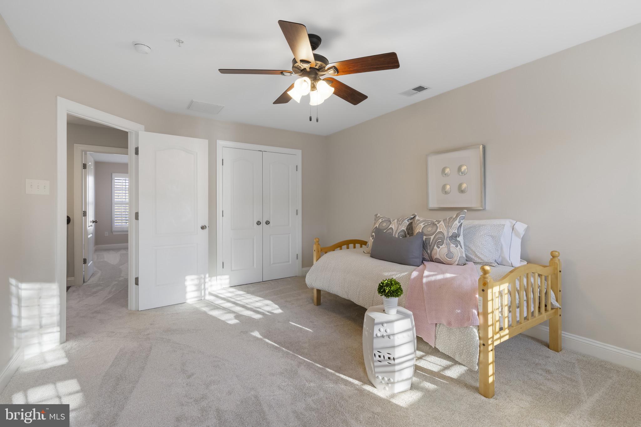 CASCADE OVERLOOK - Residential