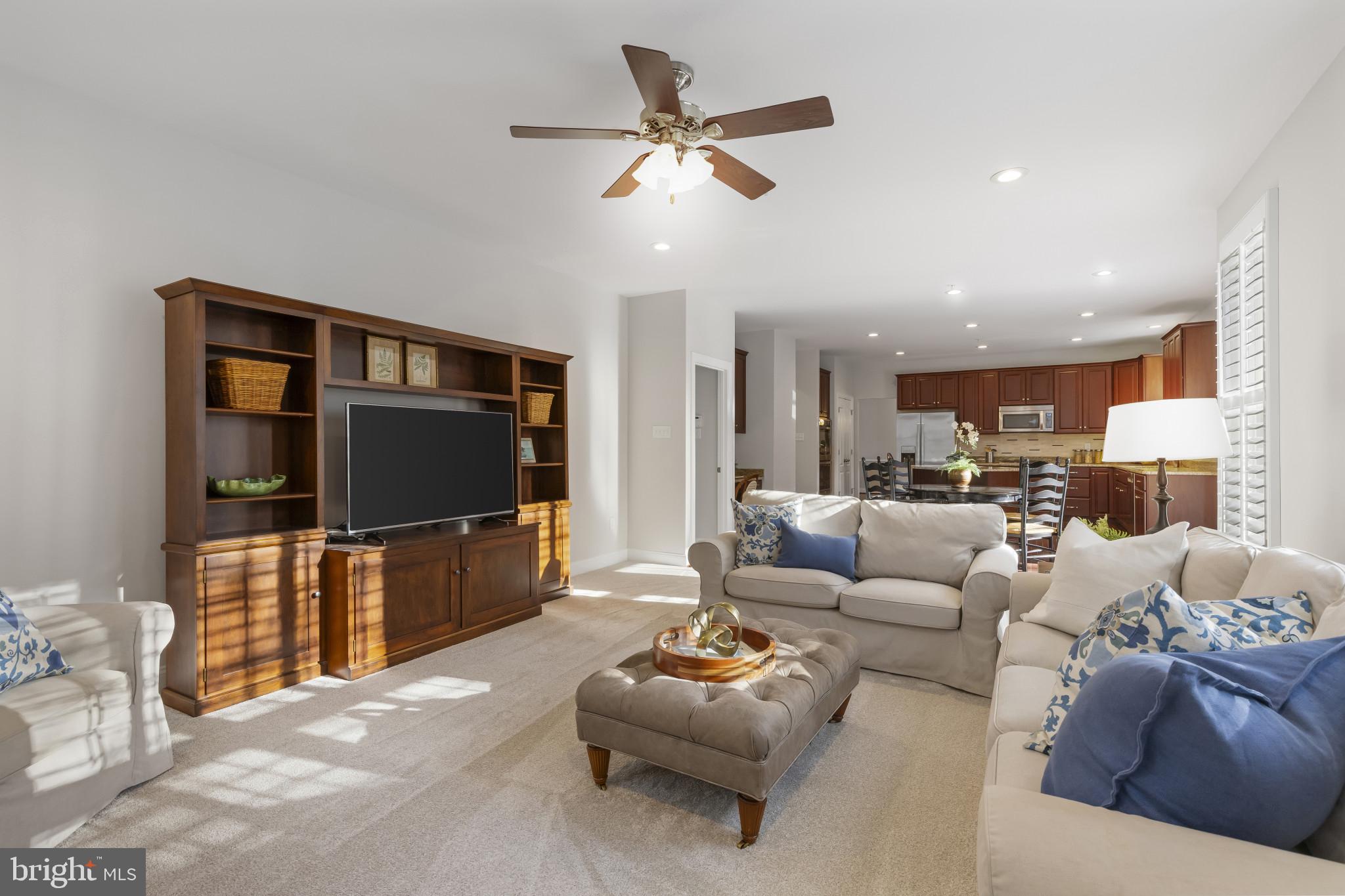 CASCADE OVERLOOK - Residential