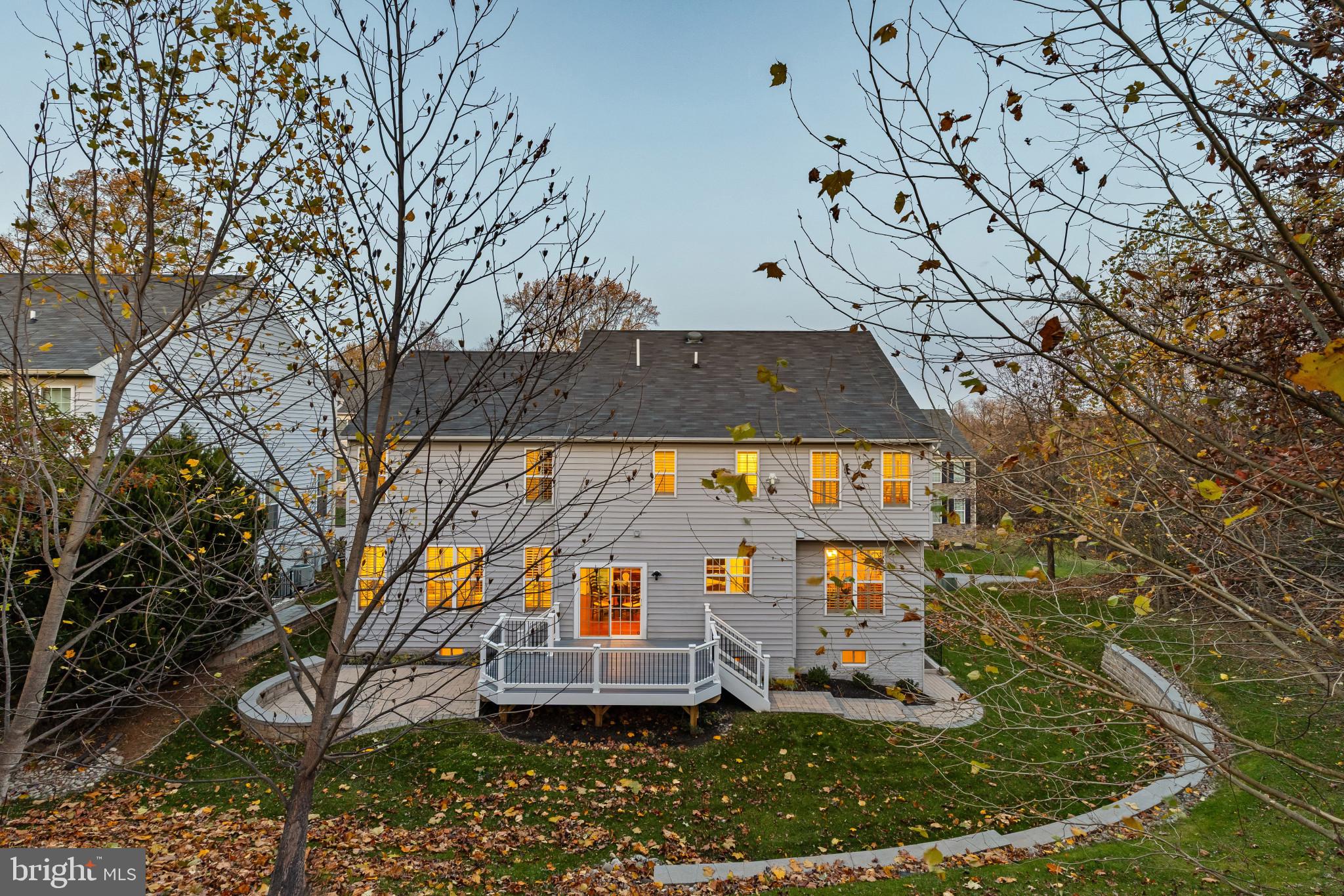 CASCADE OVERLOOK - Residential