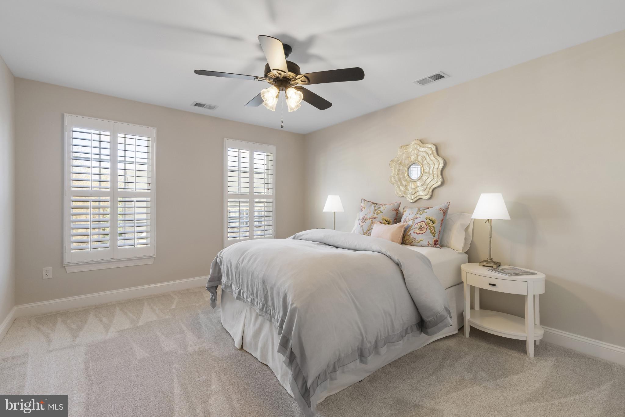 CASCADE OVERLOOK - Residential