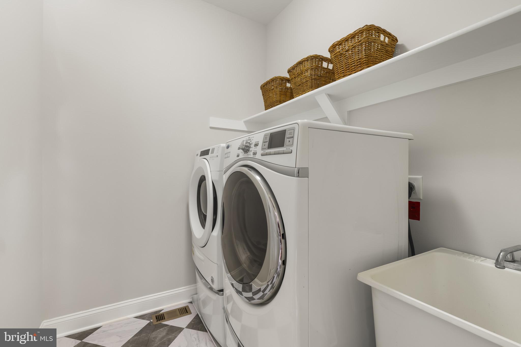 CASCADE OVERLOOK - Residential