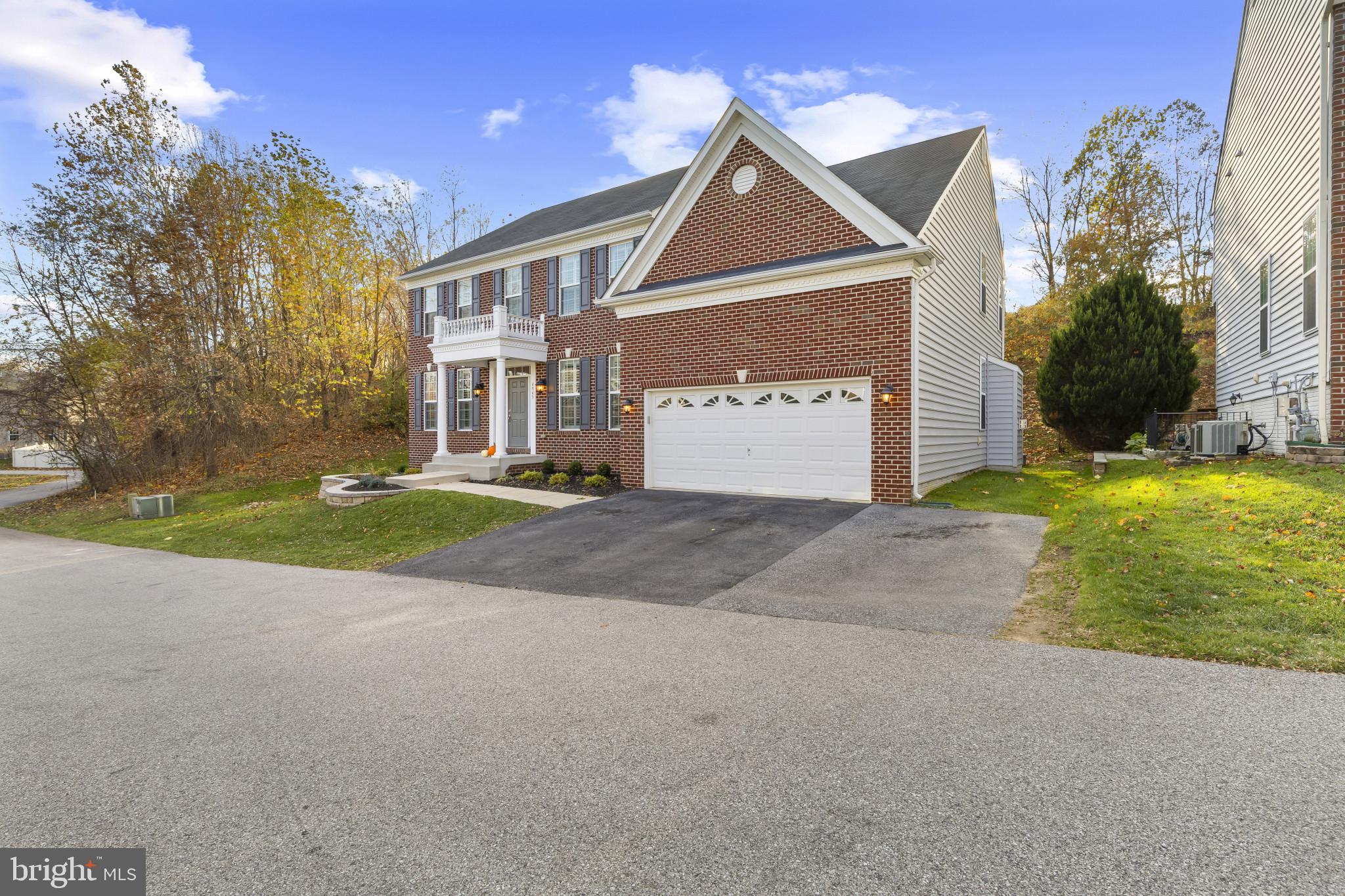 CASCADE OVERLOOK - Residential