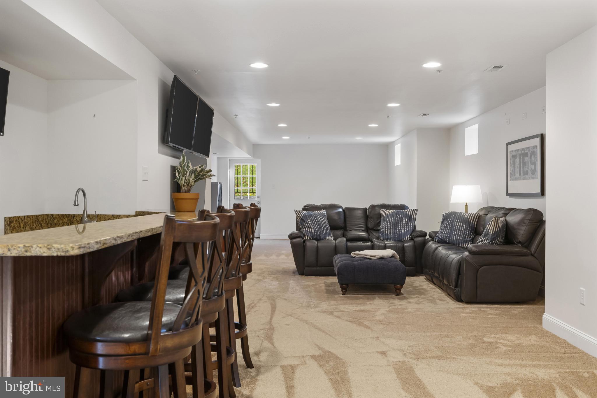 CASCADE OVERLOOK - Residential