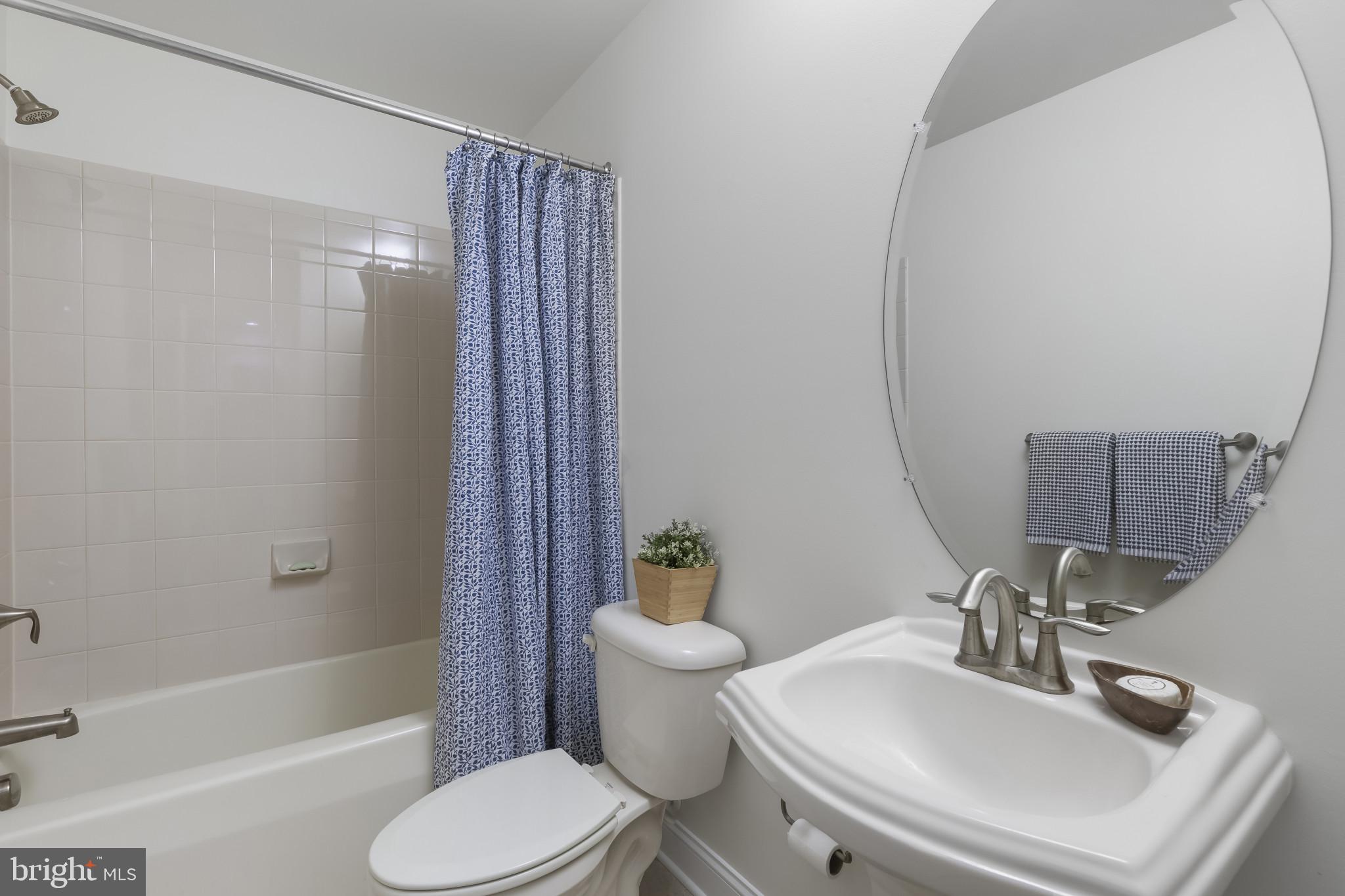 CASCADE OVERLOOK - Residential