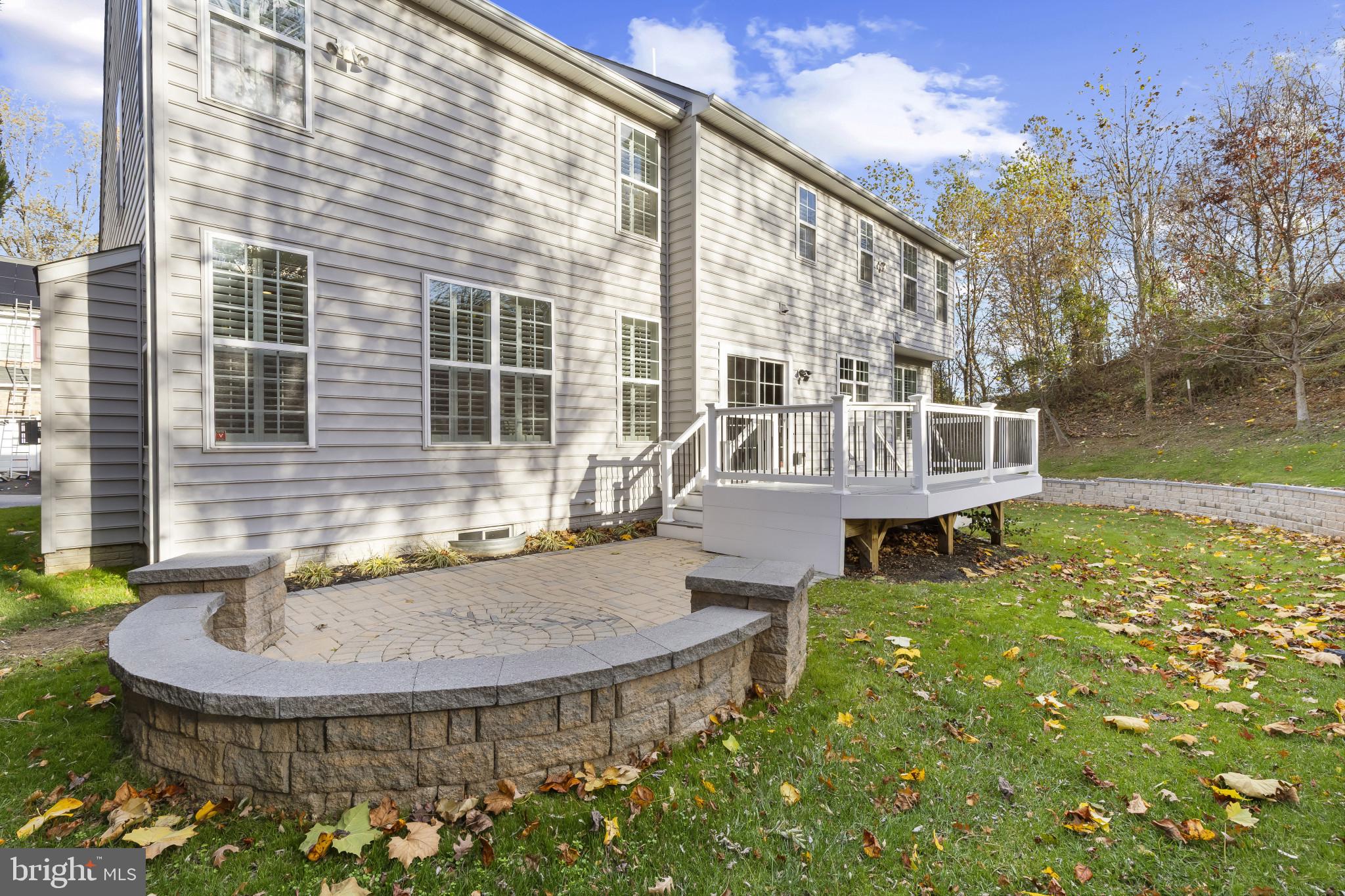 CASCADE OVERLOOK - Residential