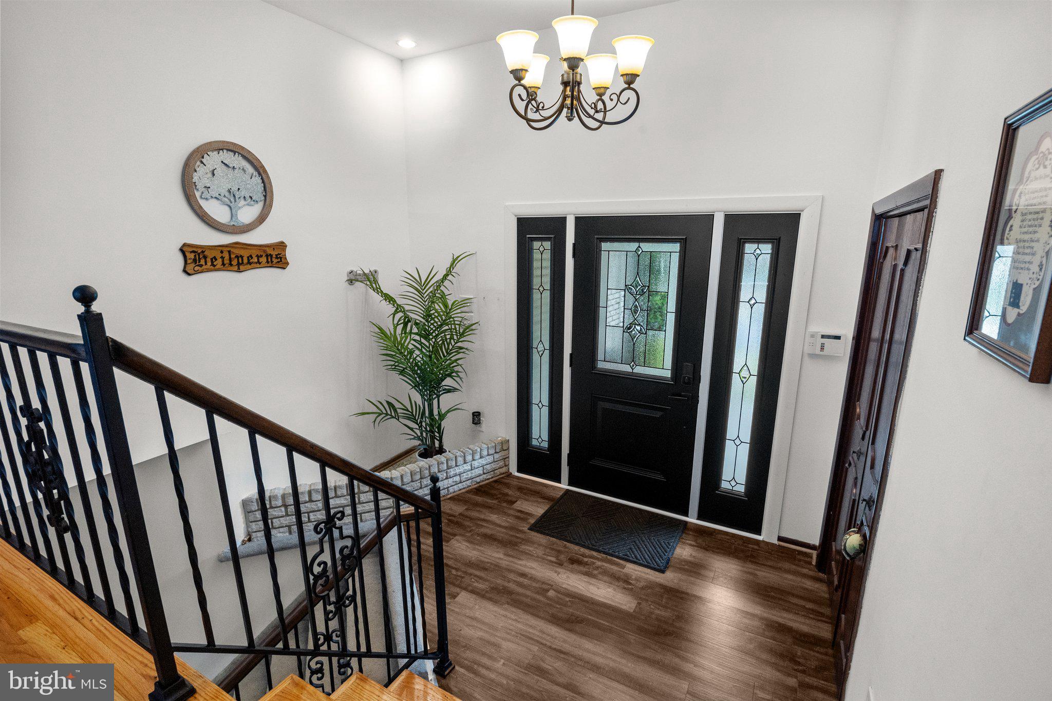27 KAREN DRIVE
