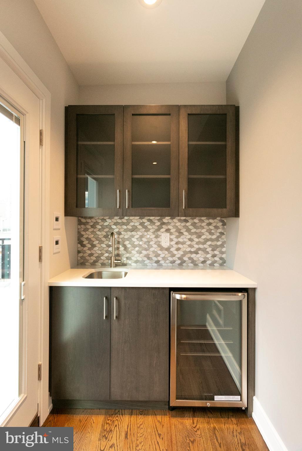 GRADUATE HOSPITAL - Residential