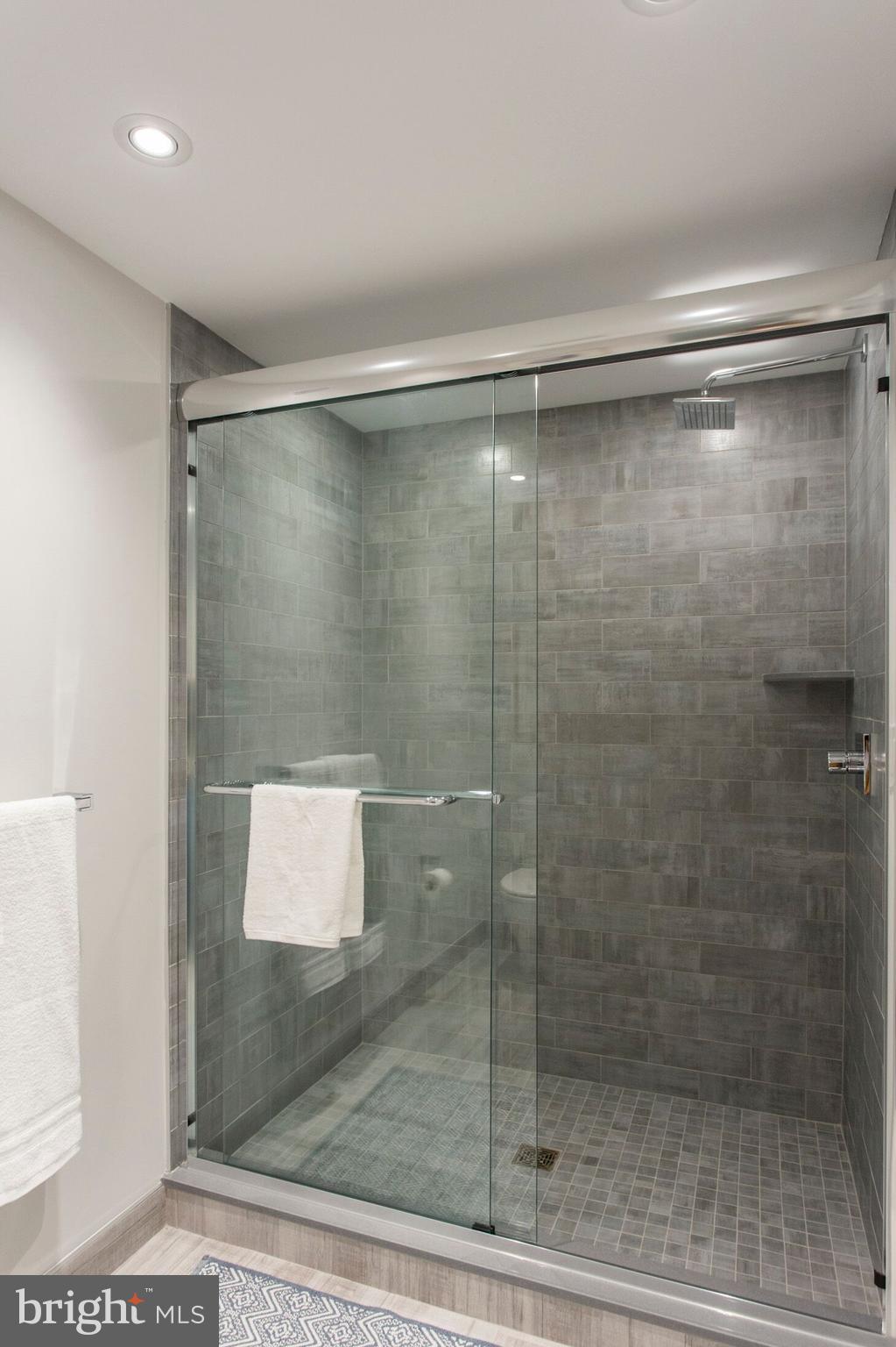 GRADUATE HOSPITAL - Residential