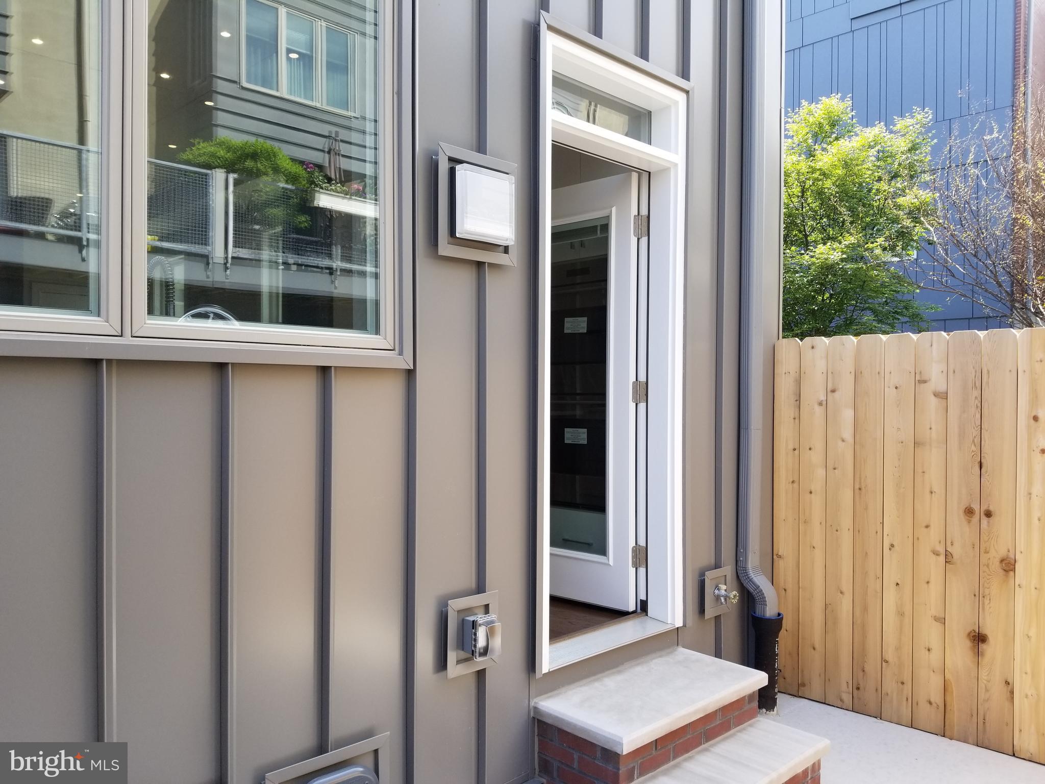 GRADUATE HOSPITAL - Residential