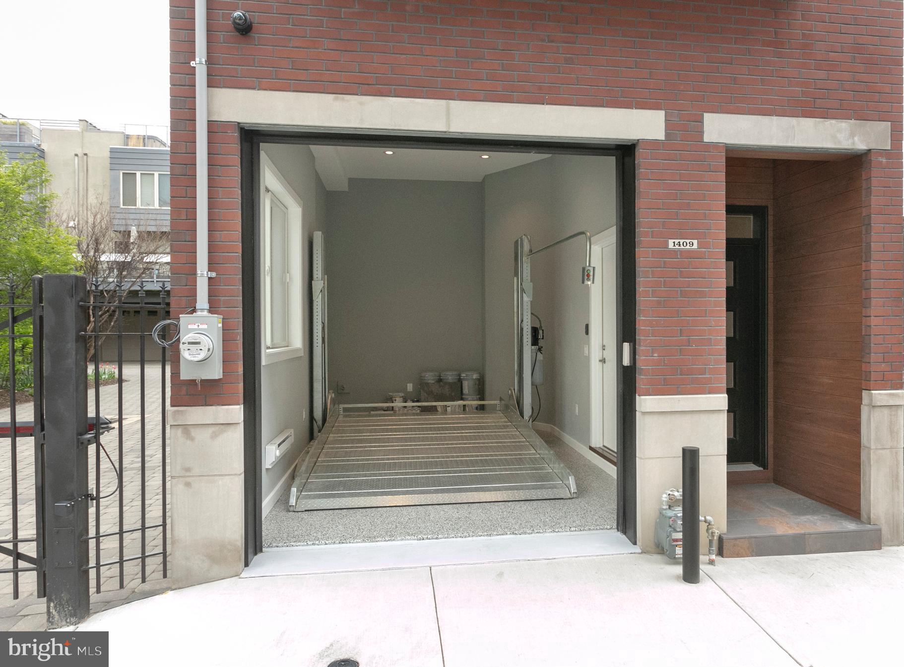 GRADUATE HOSPITAL - Residential