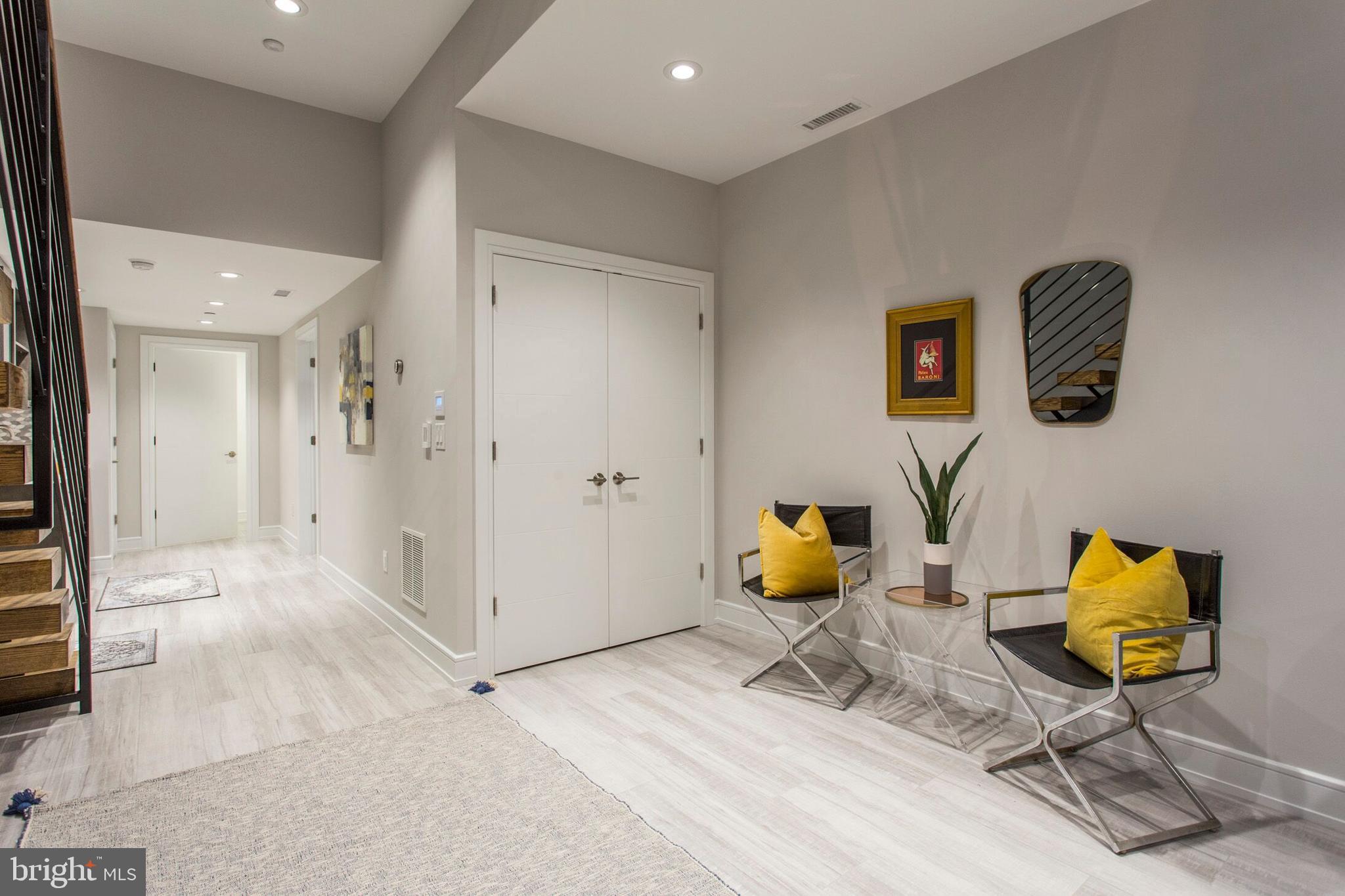 GRADUATE HOSPITAL - Residential