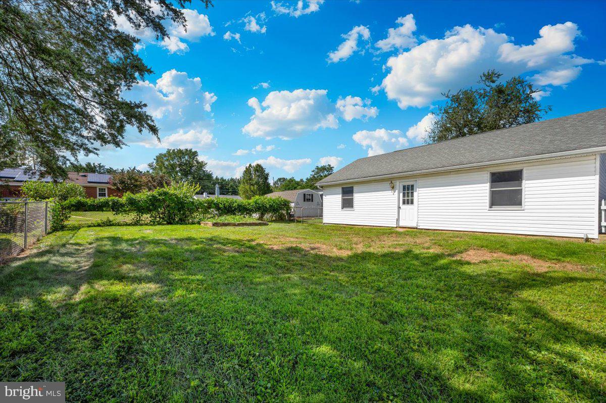 HOLIDAY ACRES - Residential