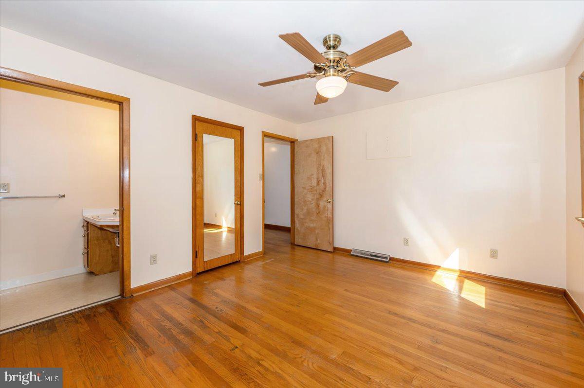 HOLIDAY ACRES - Residential