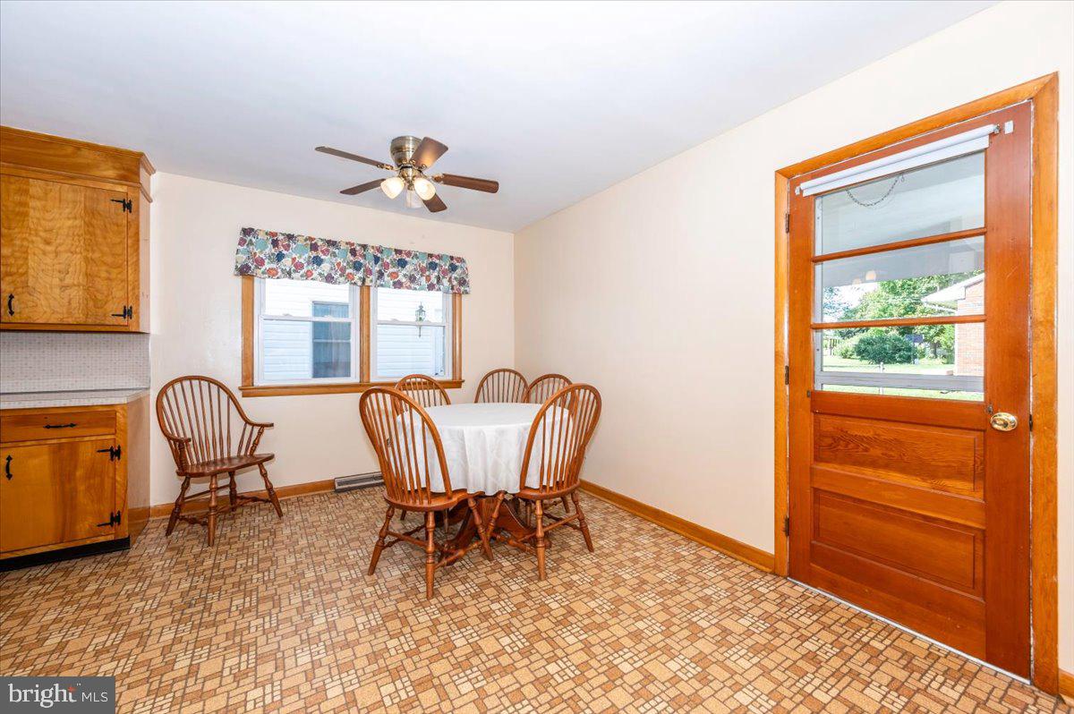 HOLIDAY ACRES - Residential