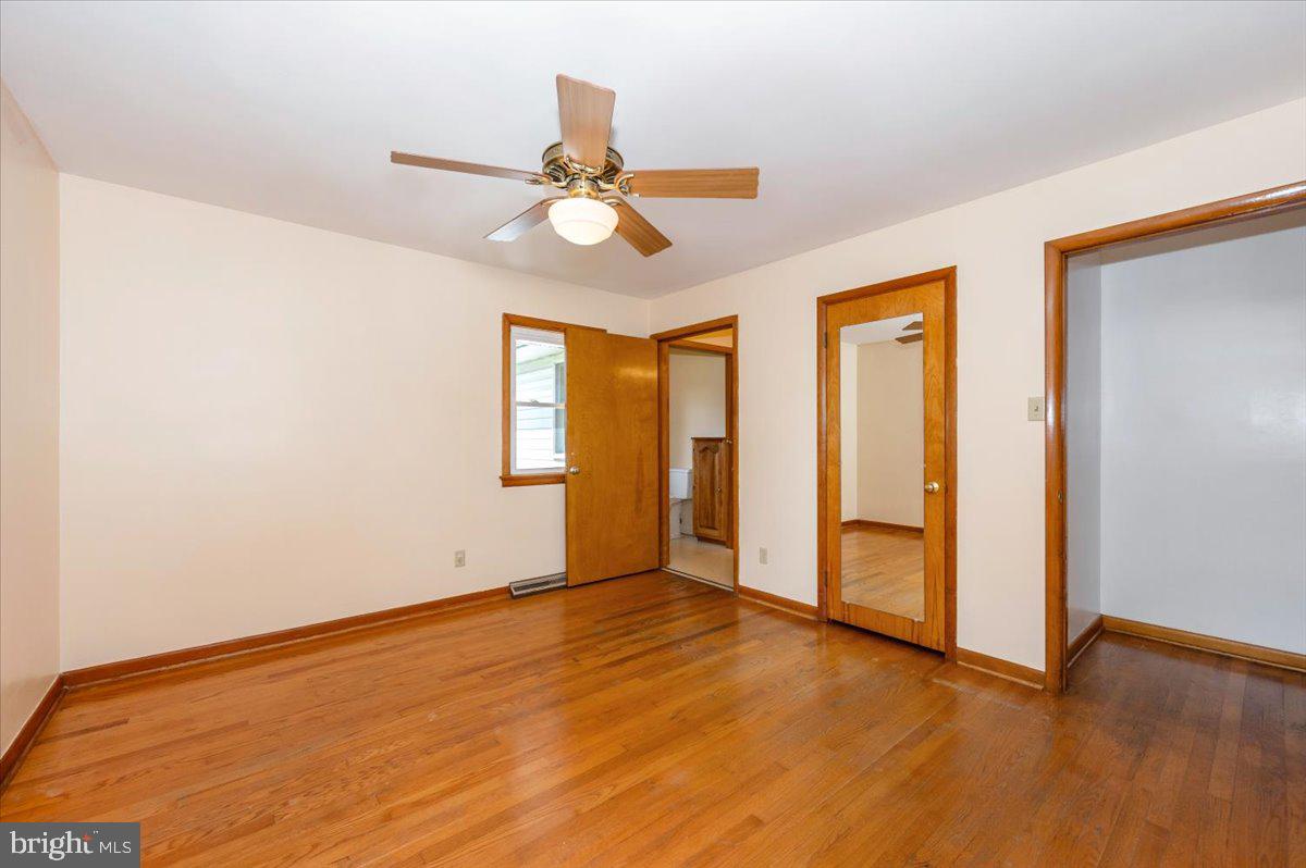 HOLIDAY ACRES - Residential