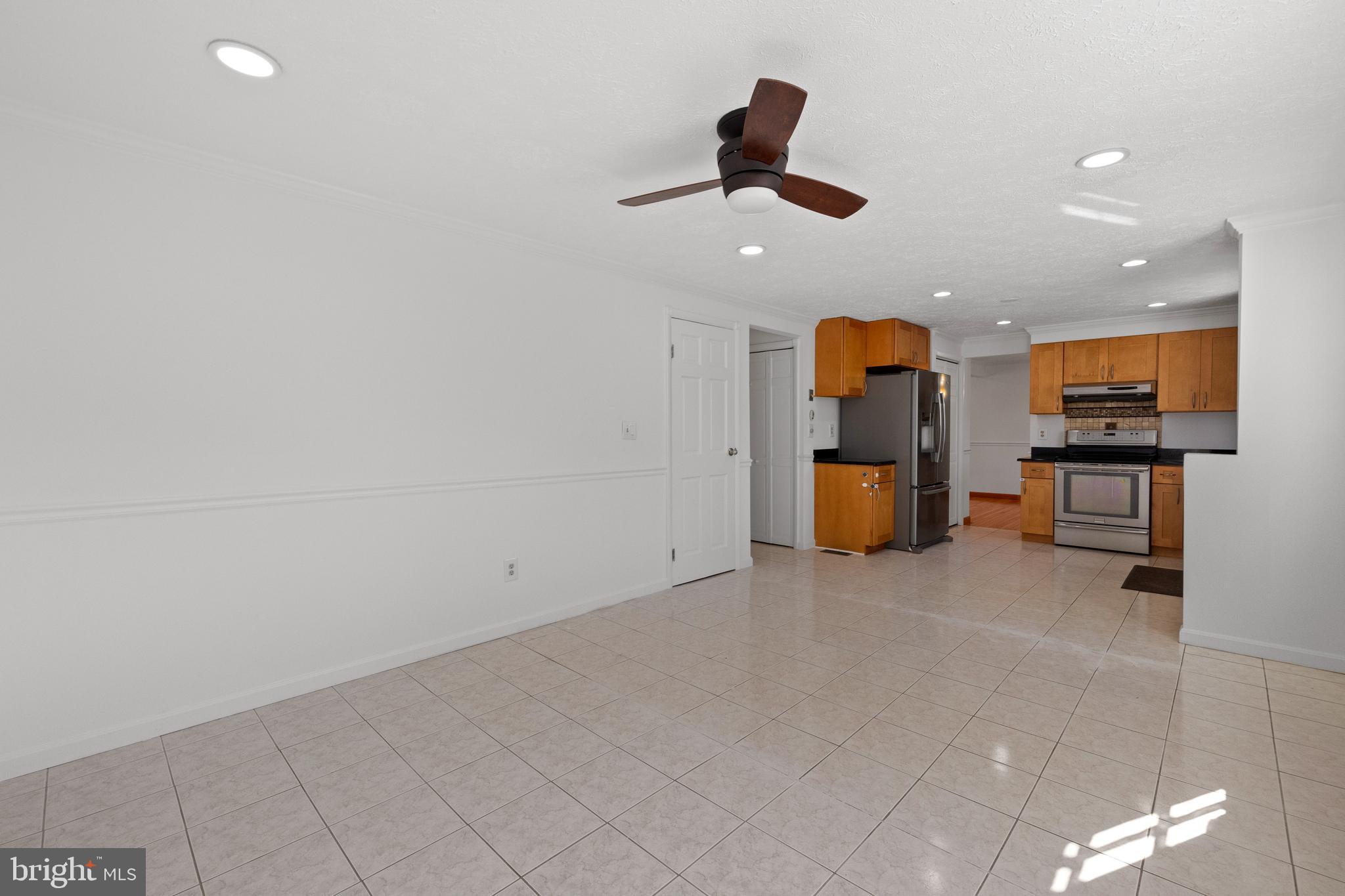 ARMFIELD FARMS - Residential Lease