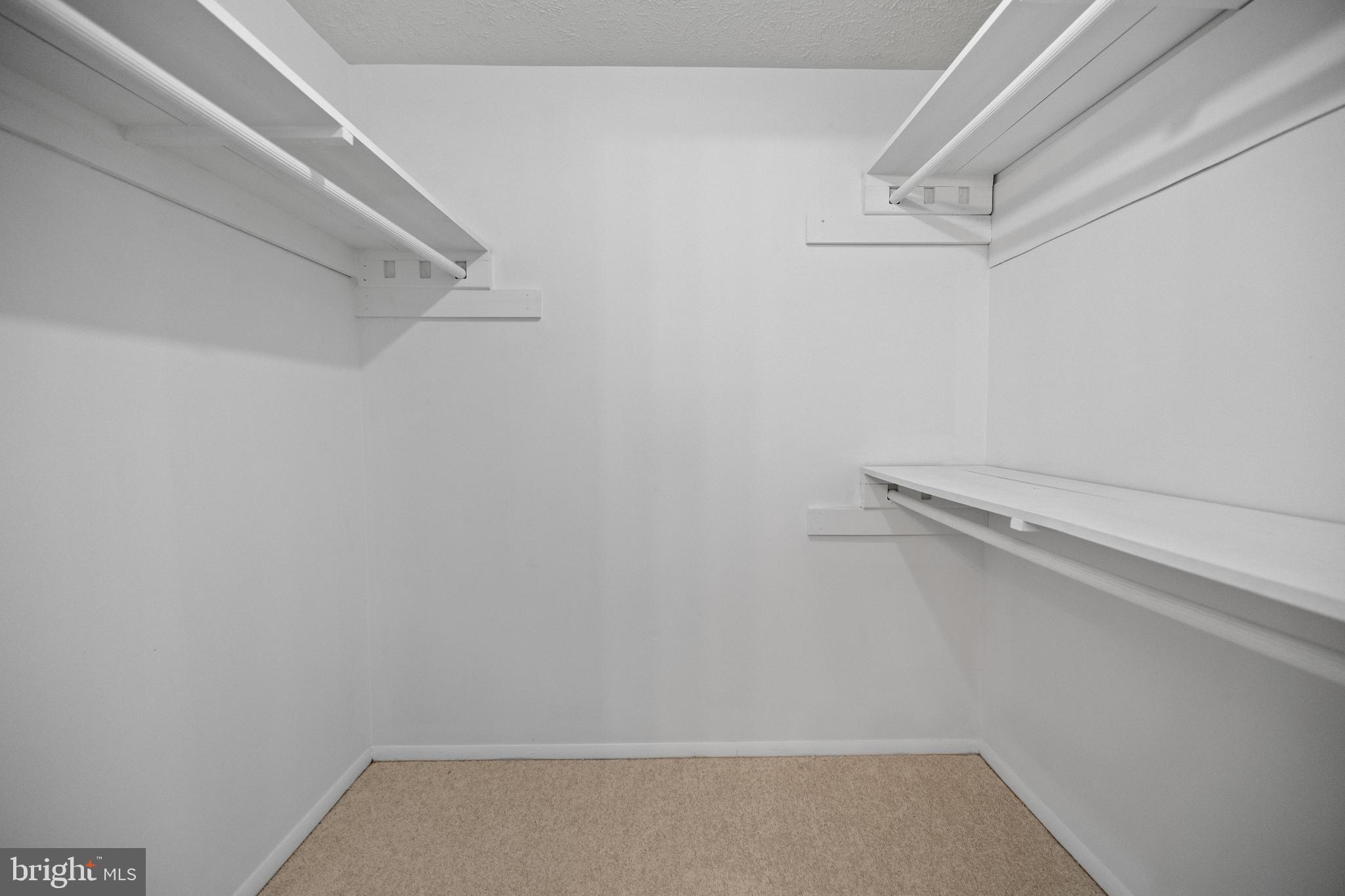 ARMFIELD FARMS - Residential Lease