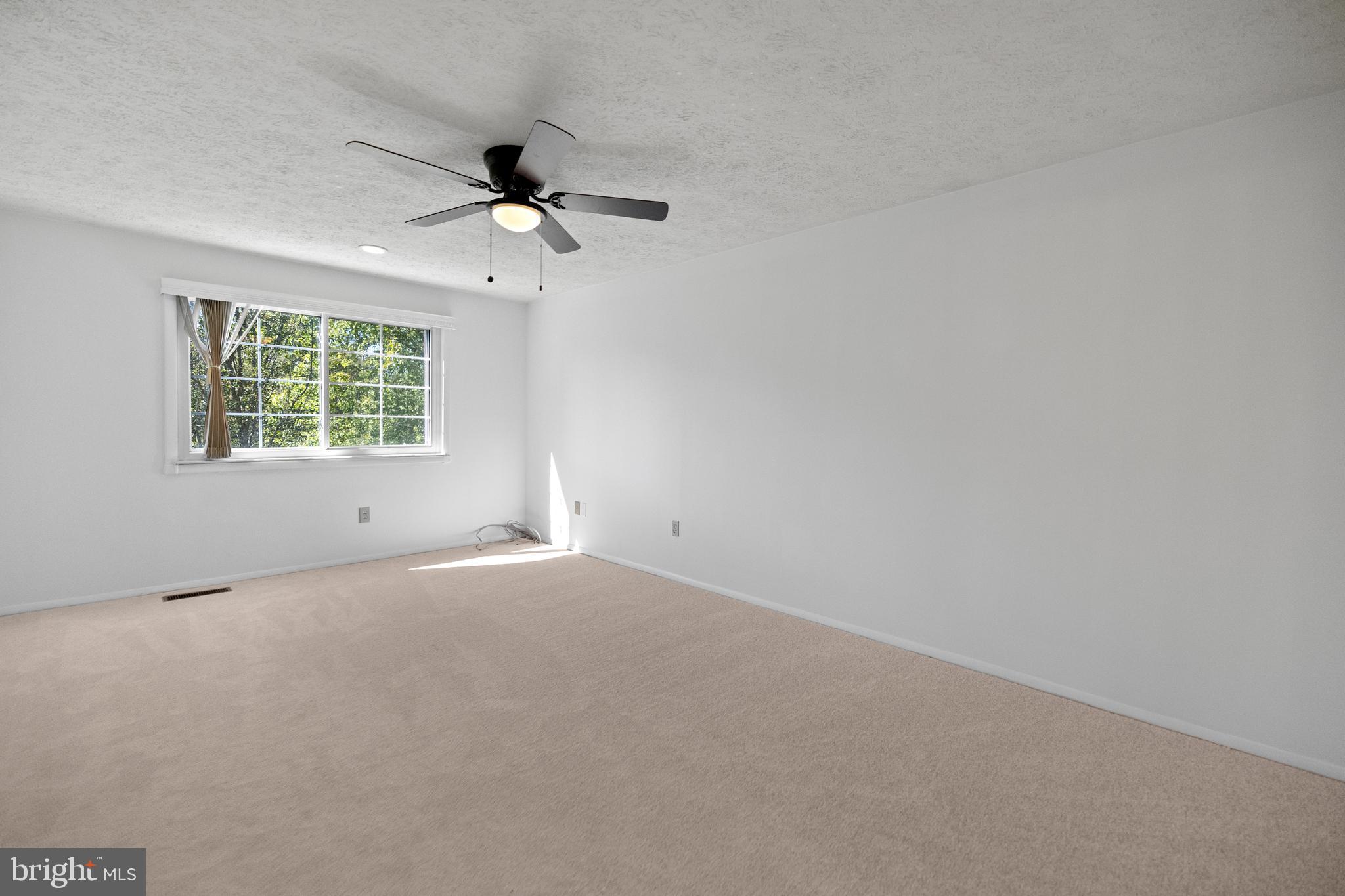 ARMFIELD FARMS - Residential Lease