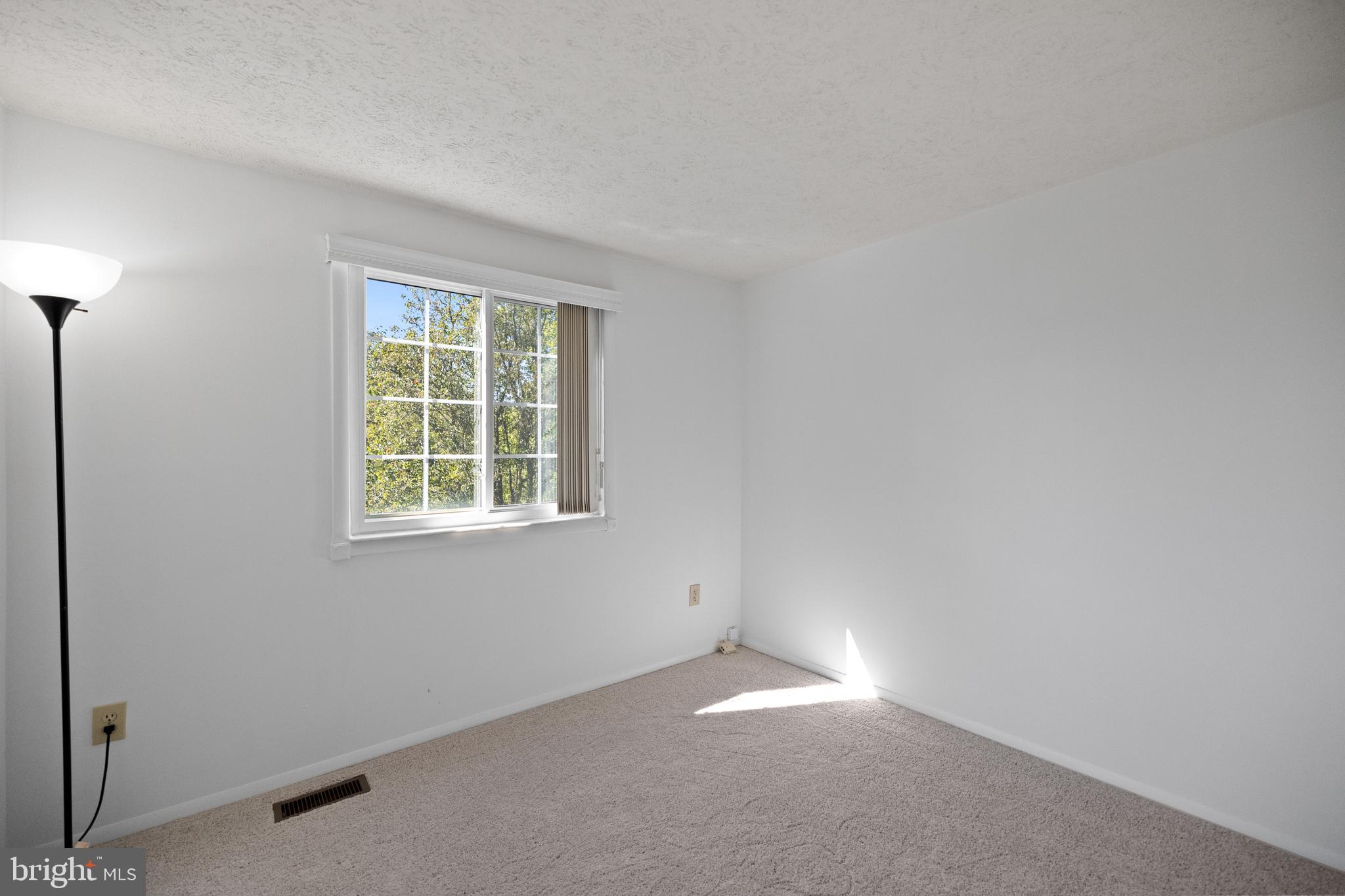 ARMFIELD FARMS - Residential Lease